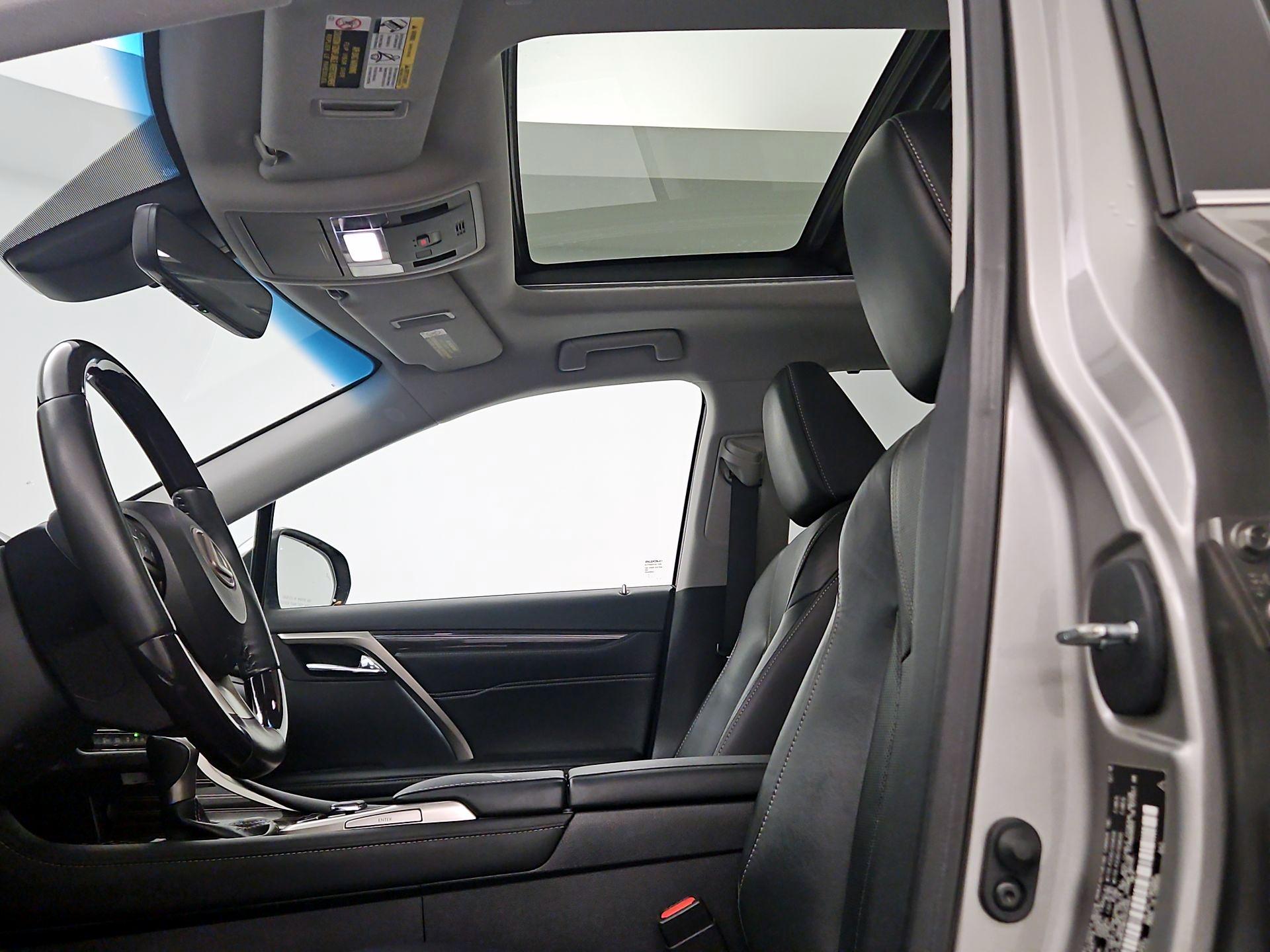Thumbnail: 2019 Lexus RX - 18