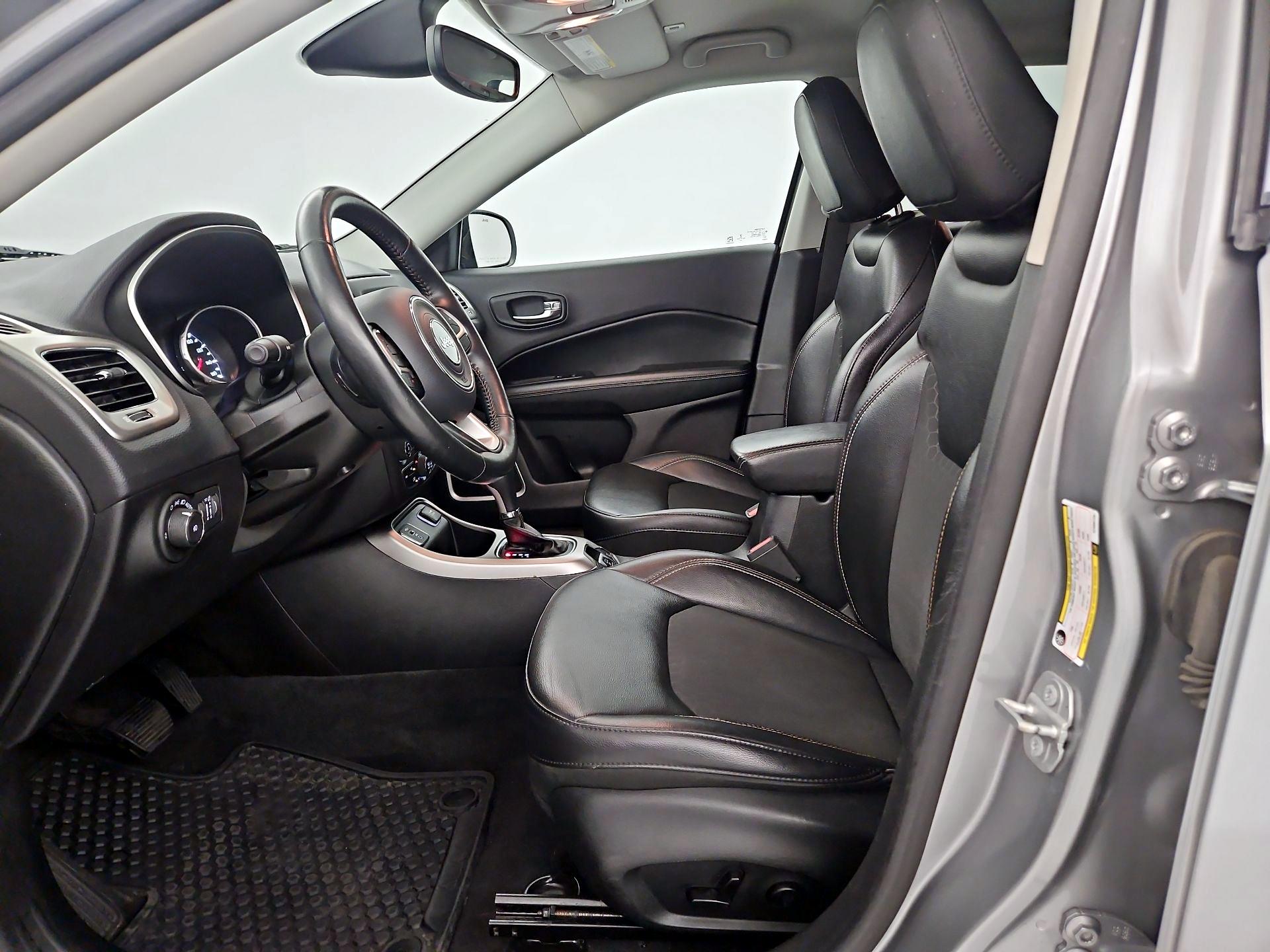 Thumbnail: 2019 Jeep Compass - 9