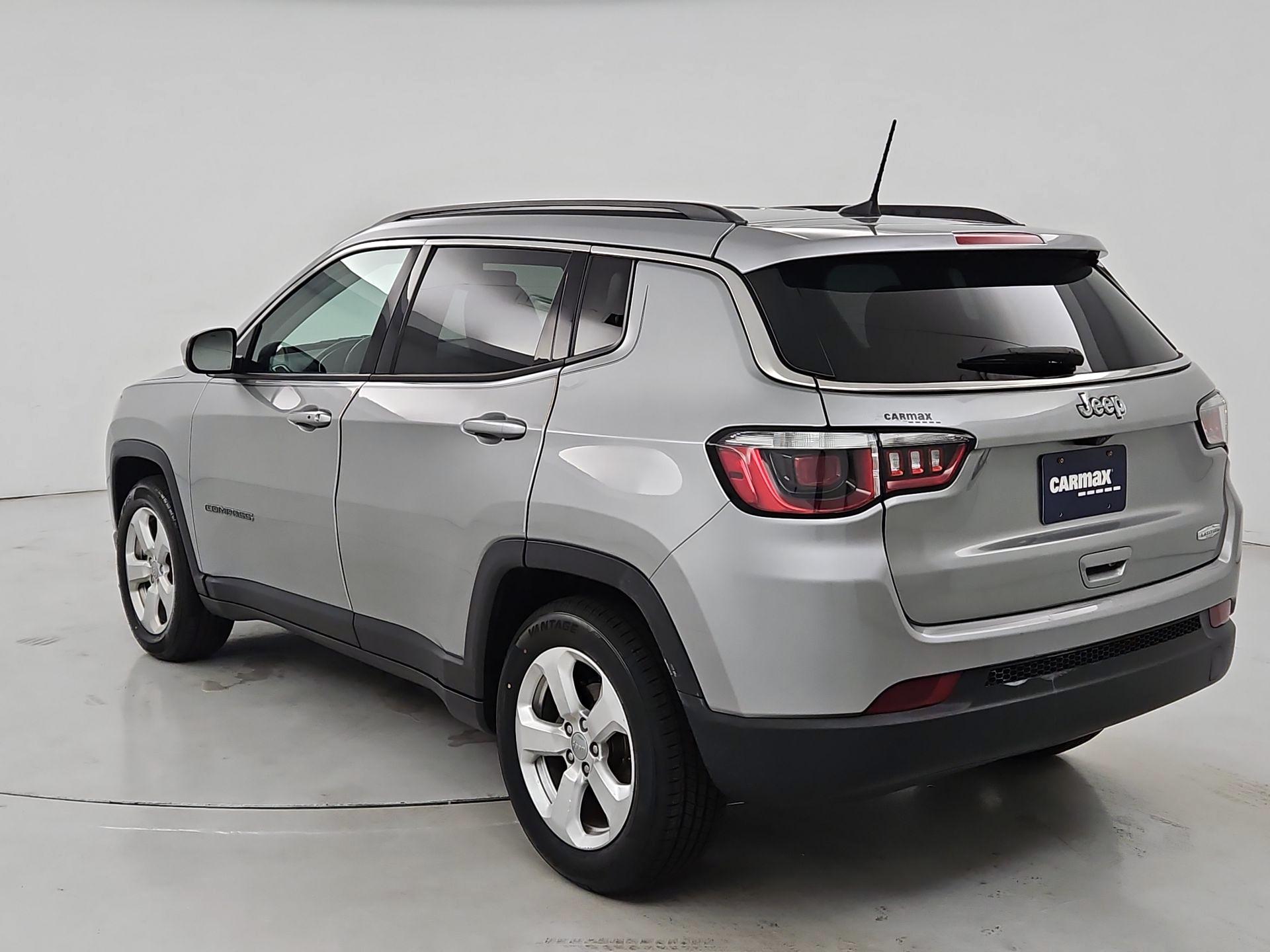 Thumbnail: 2019 Jeep Compass - 7
