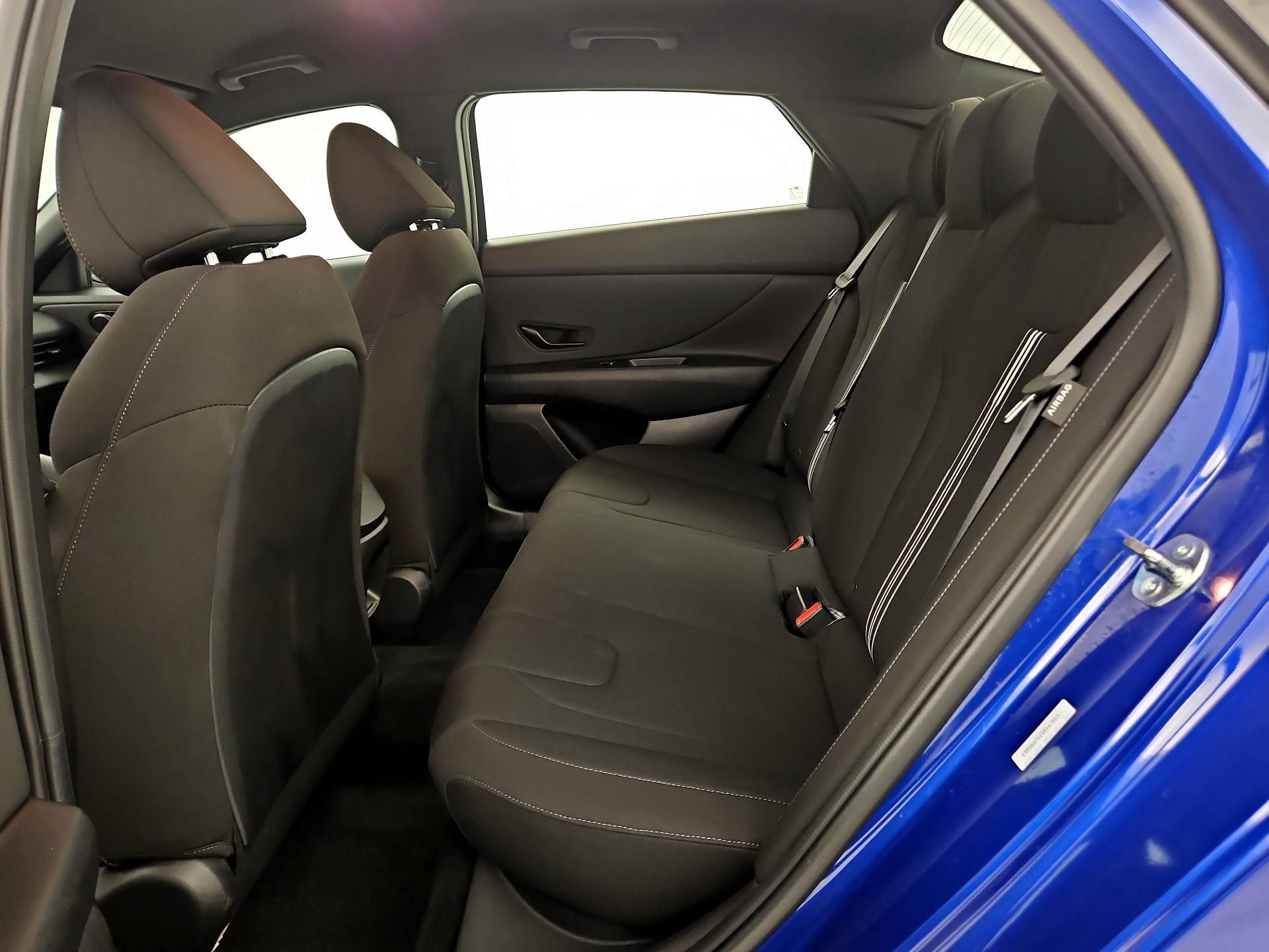 Thumbnail: 2025 Hyundai Elantra - 17