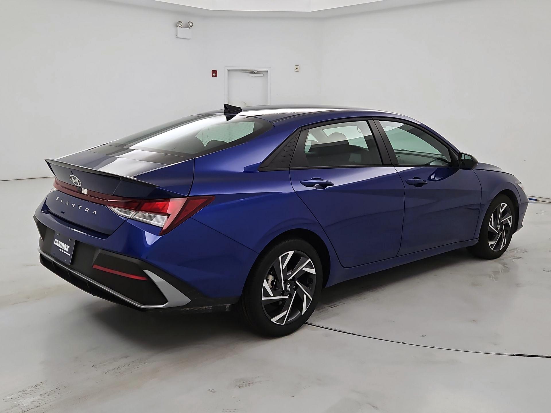 Thumbnail: 2025 Hyundai Elantra - 5