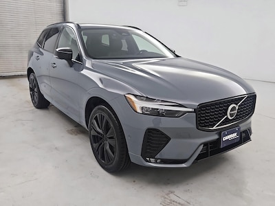 2023 Volvo XC60 B5 Plus Dark Theme