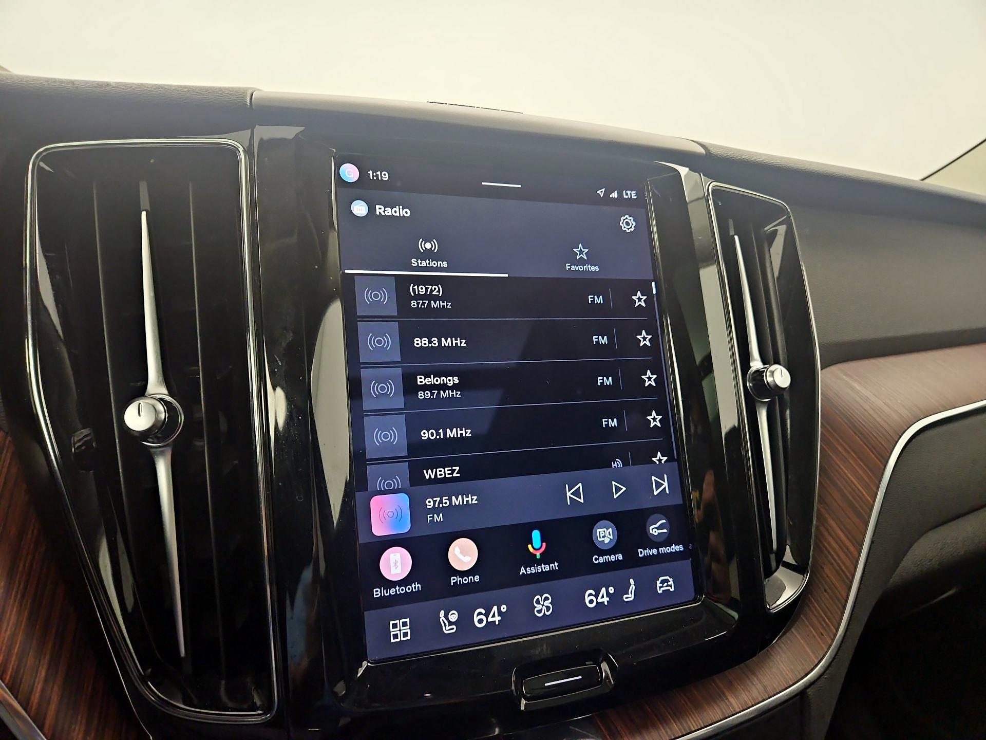 Thumbnail: 2023 Volvo XC60 - 13