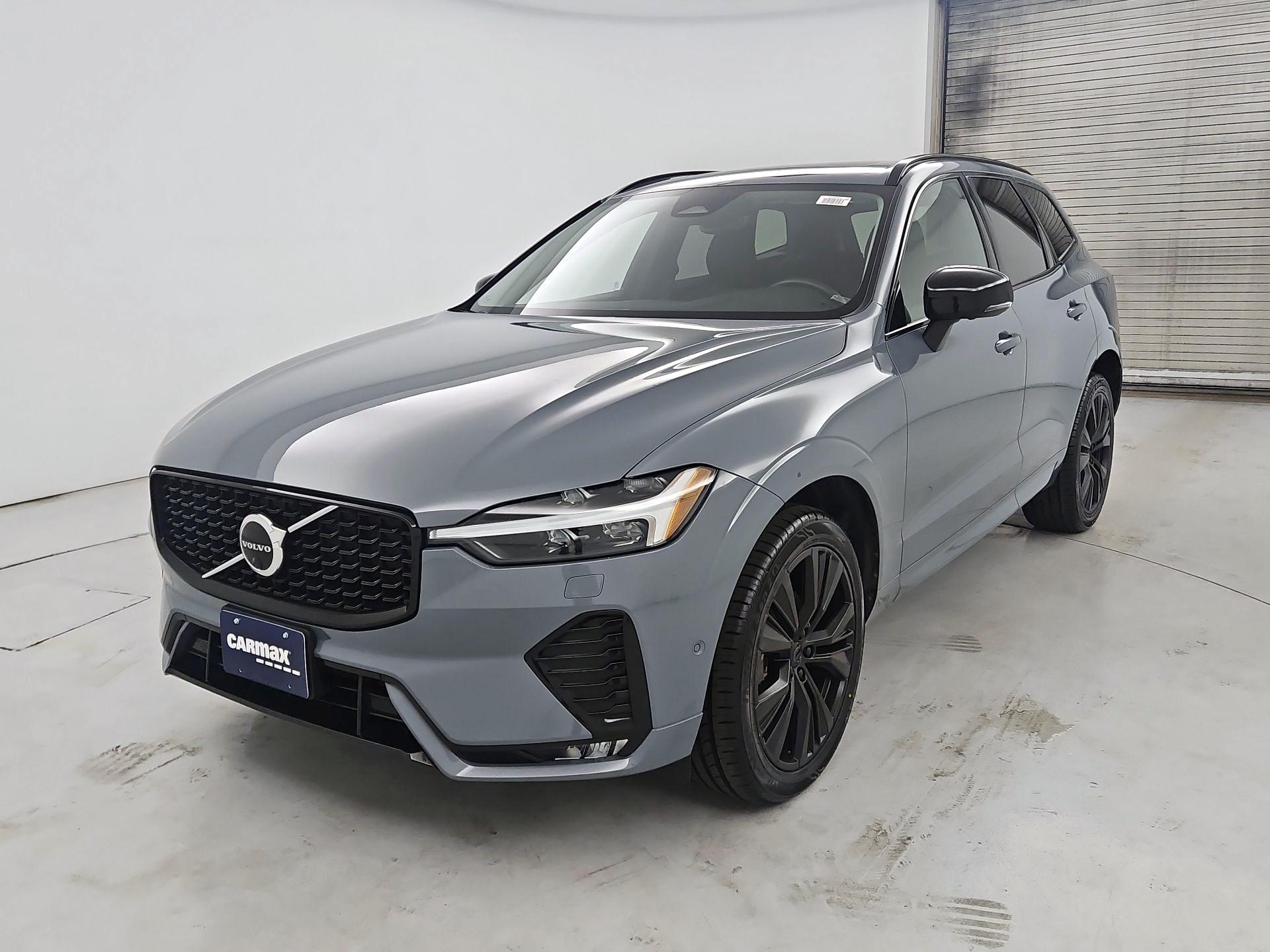 Thumbnail: 2023 Volvo XC60 - 3