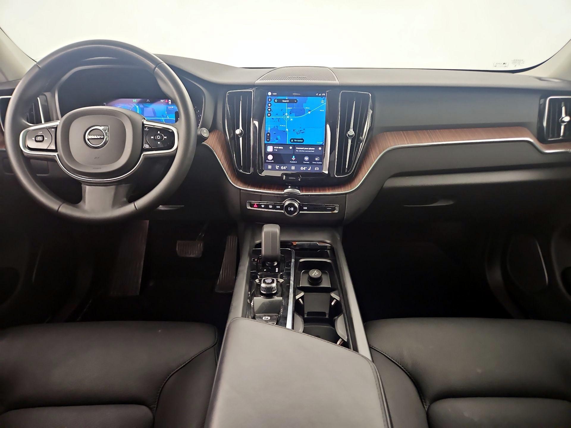 Thumbnail: 2023 Volvo XC60 - 8