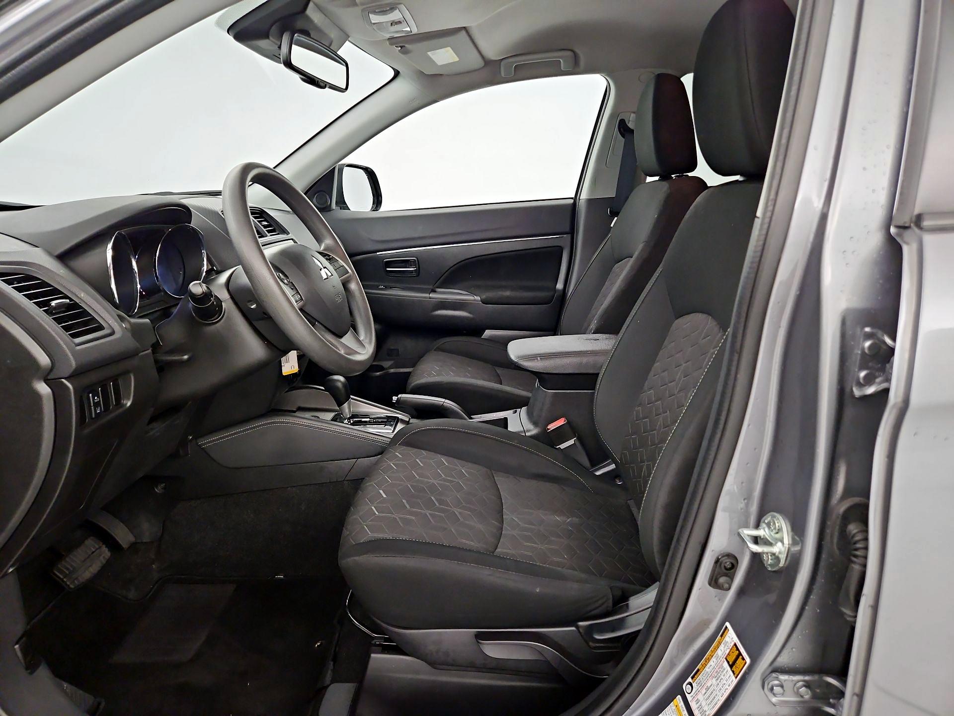 Thumbnail: 2024 Mitsubishi Outlander Sport - 9