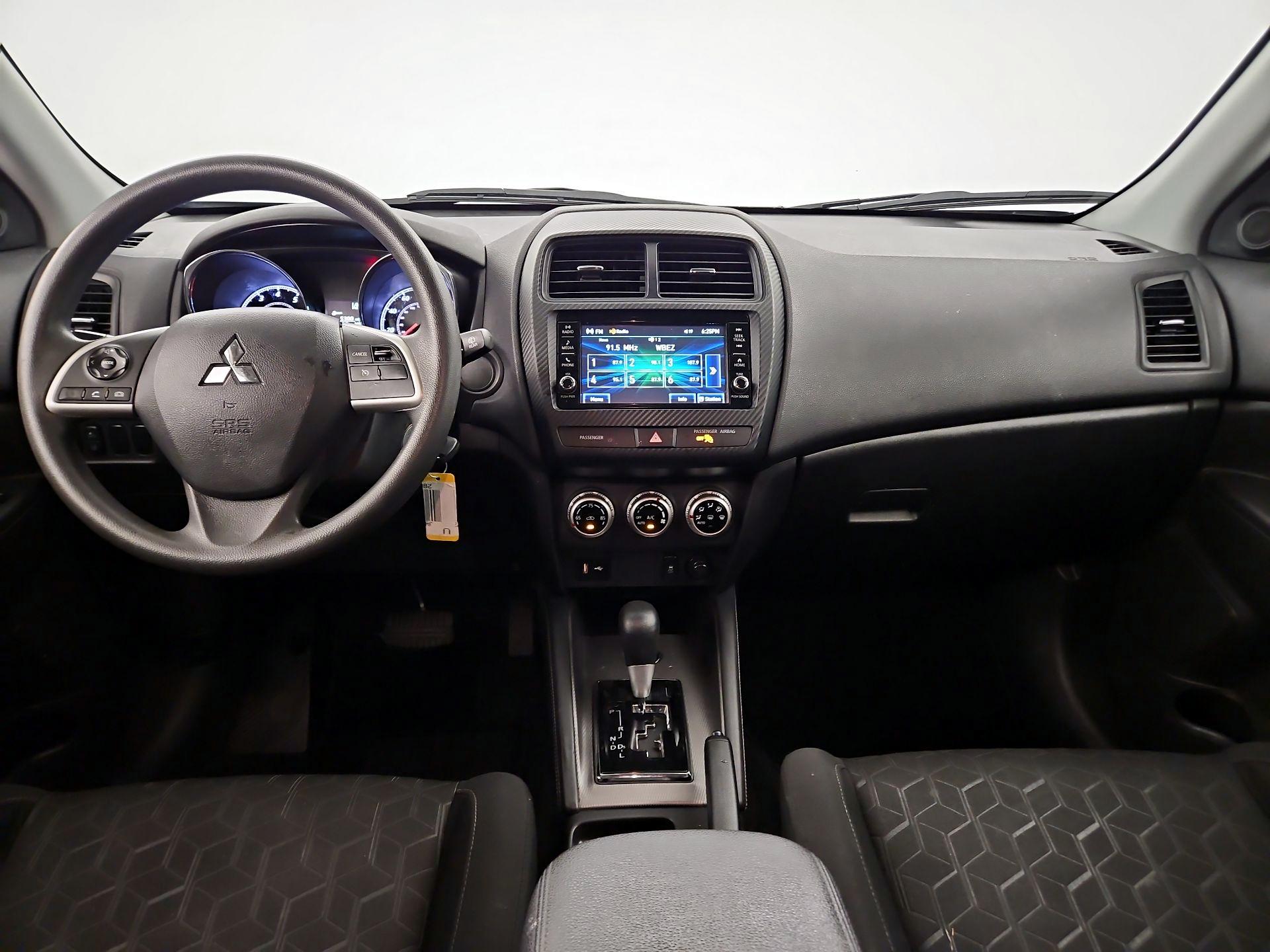 Thumbnail: 2024 Mitsubishi Outlander Sport - 8
