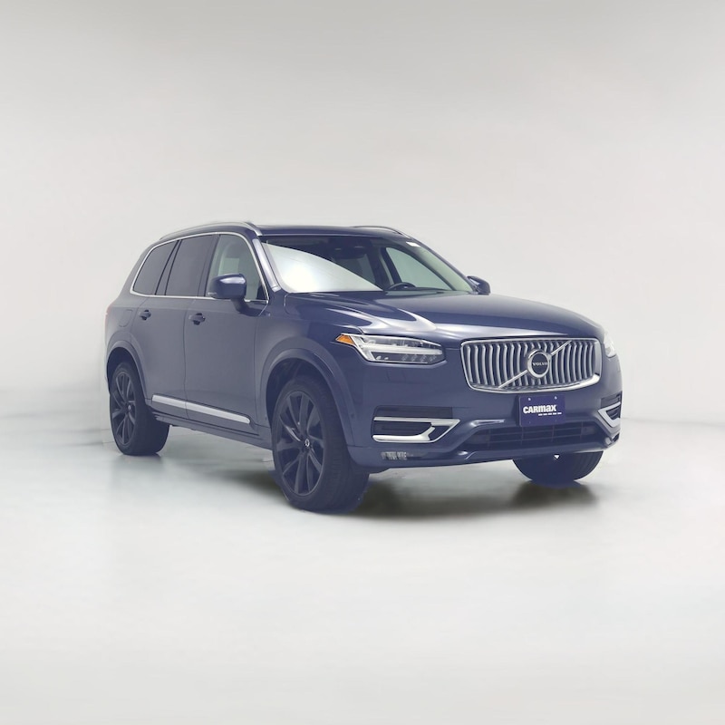 2023 Volvo XC90 B6 Plus