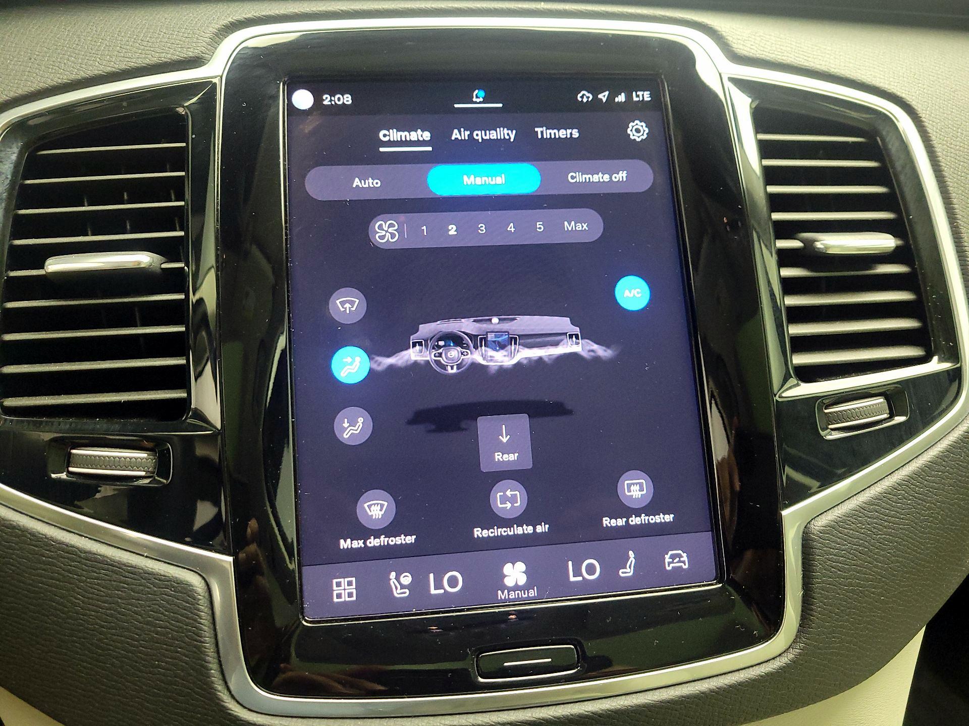 Thumbnail: 2023 Volvo XC90 - 17
