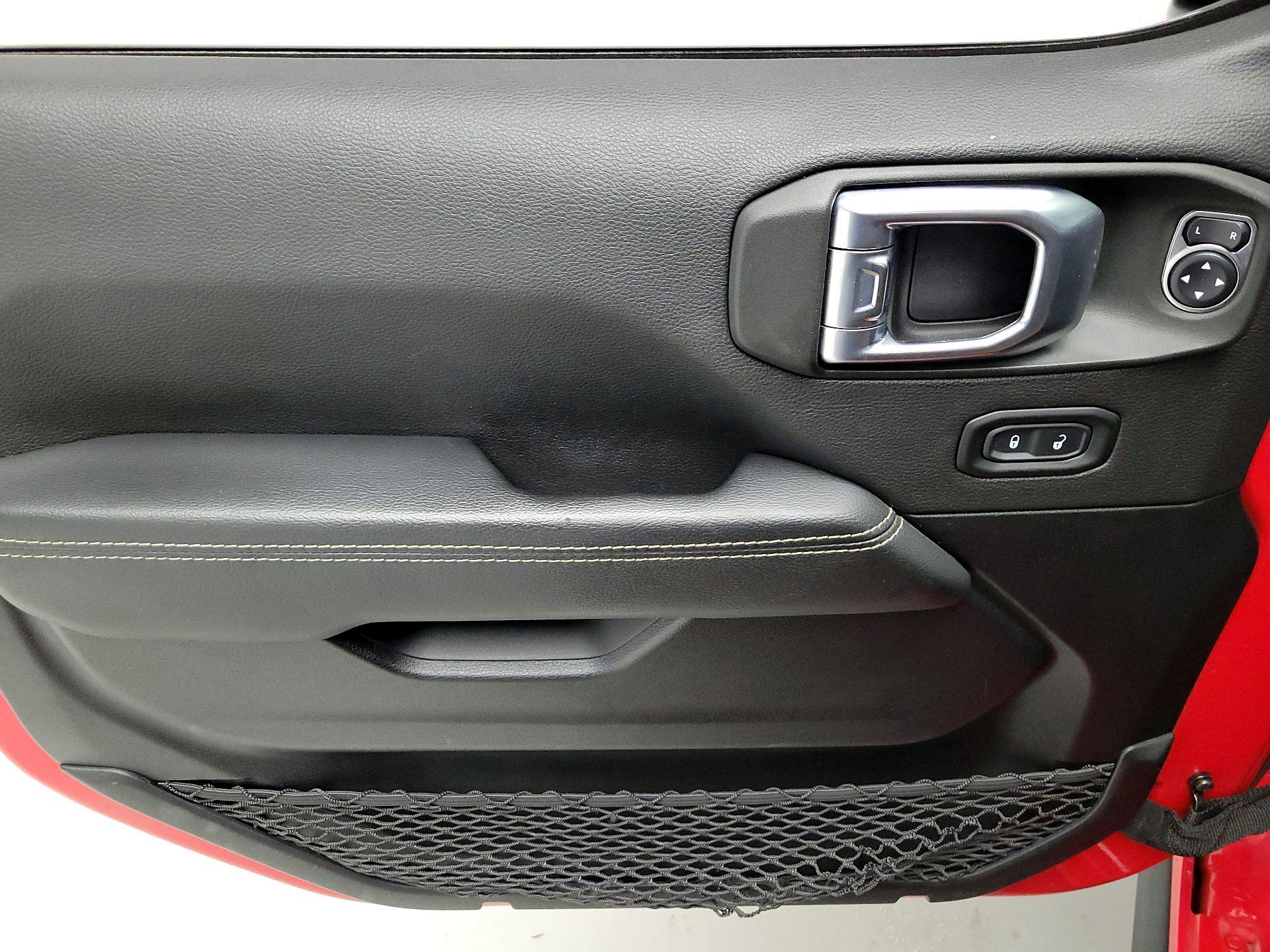 Thumbnail: 2021 Jeep Wrangler - 12