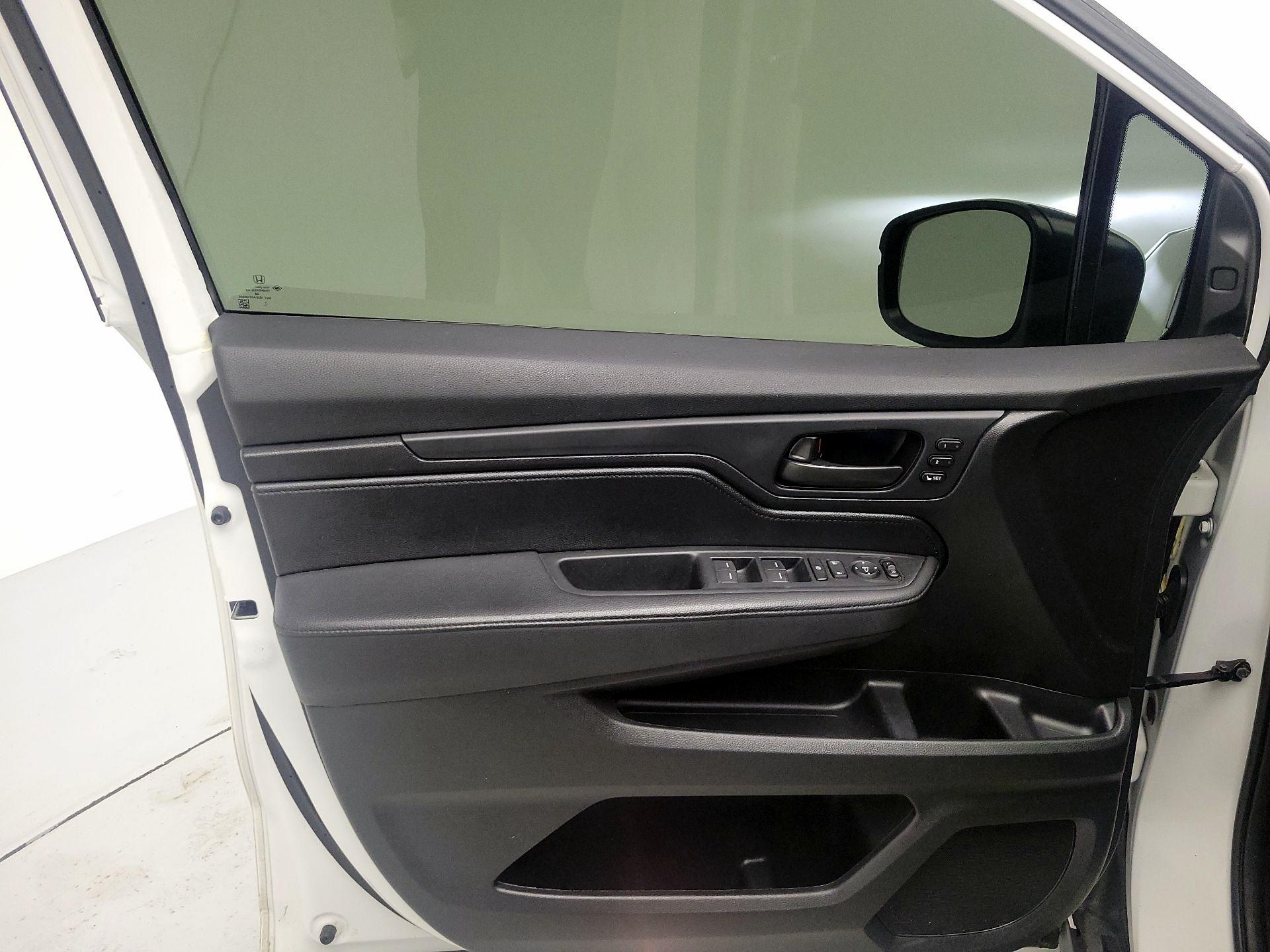 Thumbnail: 2025 Honda Odyssey - 12