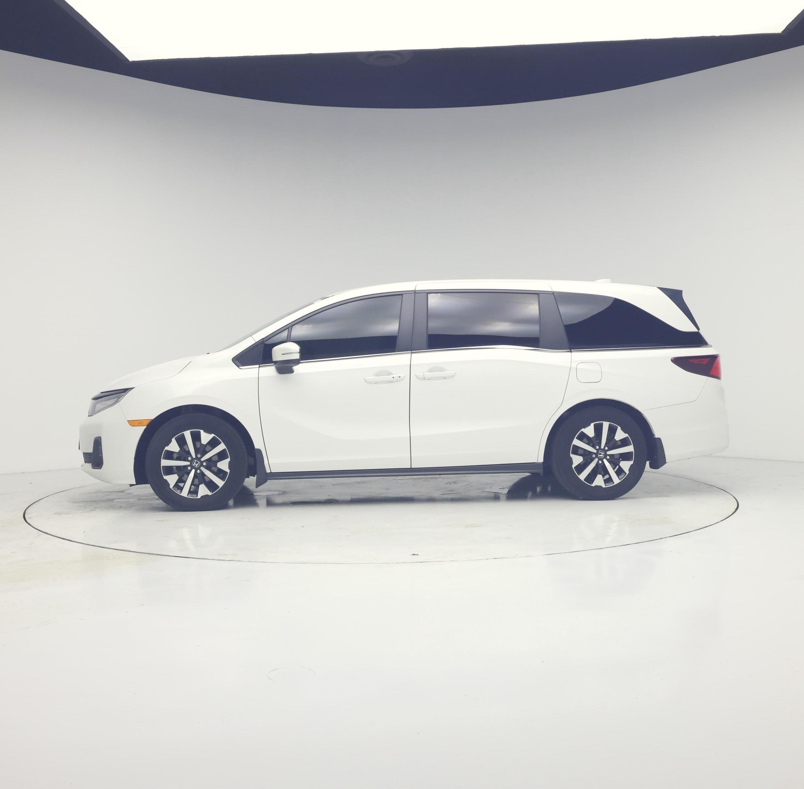 Thumbnail: 2025 Honda Odyssey - 3