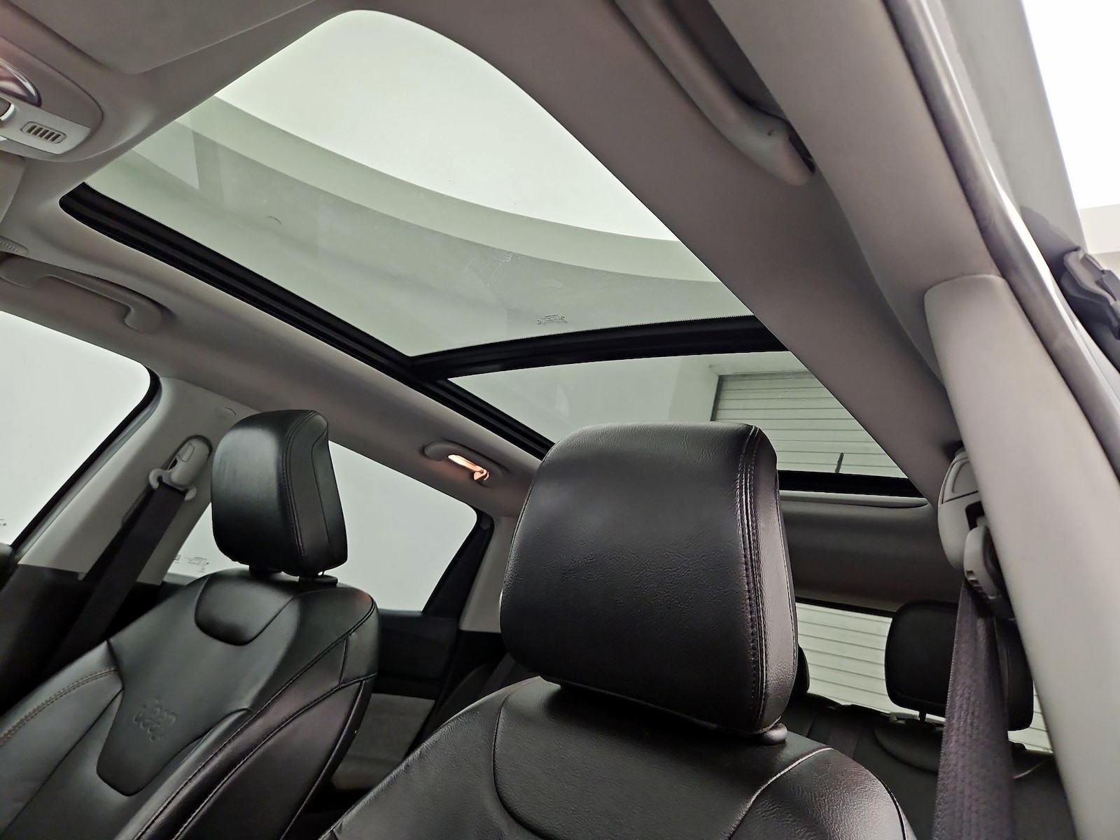 2022 Jeep Compass Latitude Lux - Photo 20