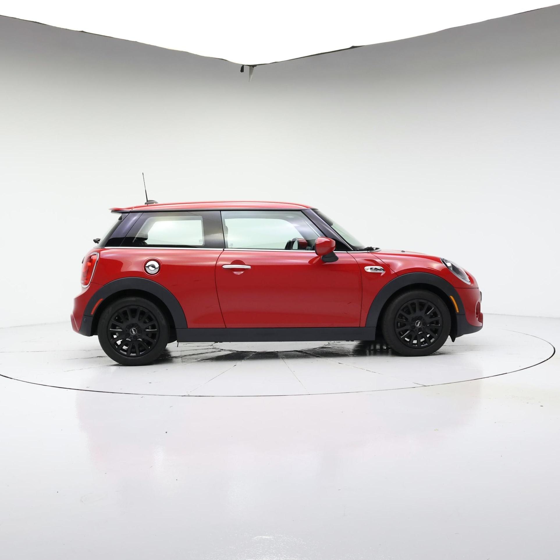 Thumbnail: 2021 MINI Cooper Hardtop - 3