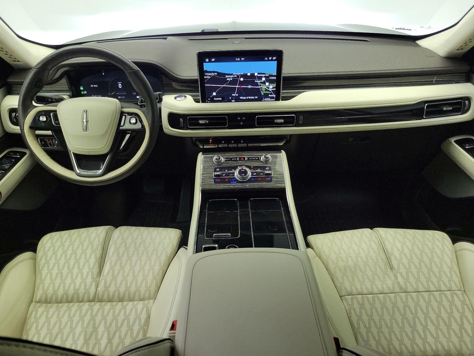 Thumbnail: 2020 Lincoln Aviator - 9