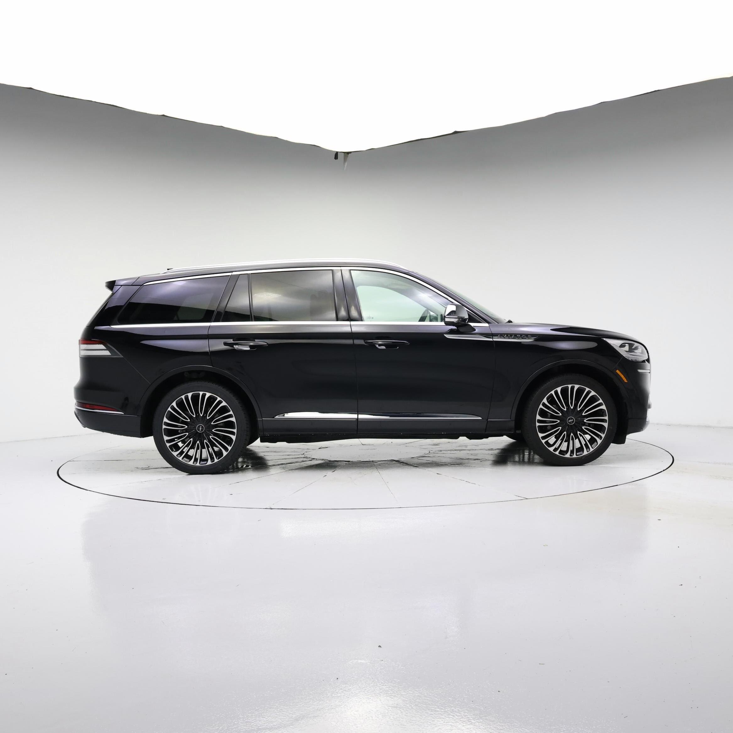 Thumbnail: 2020 Lincoln Aviator - 7