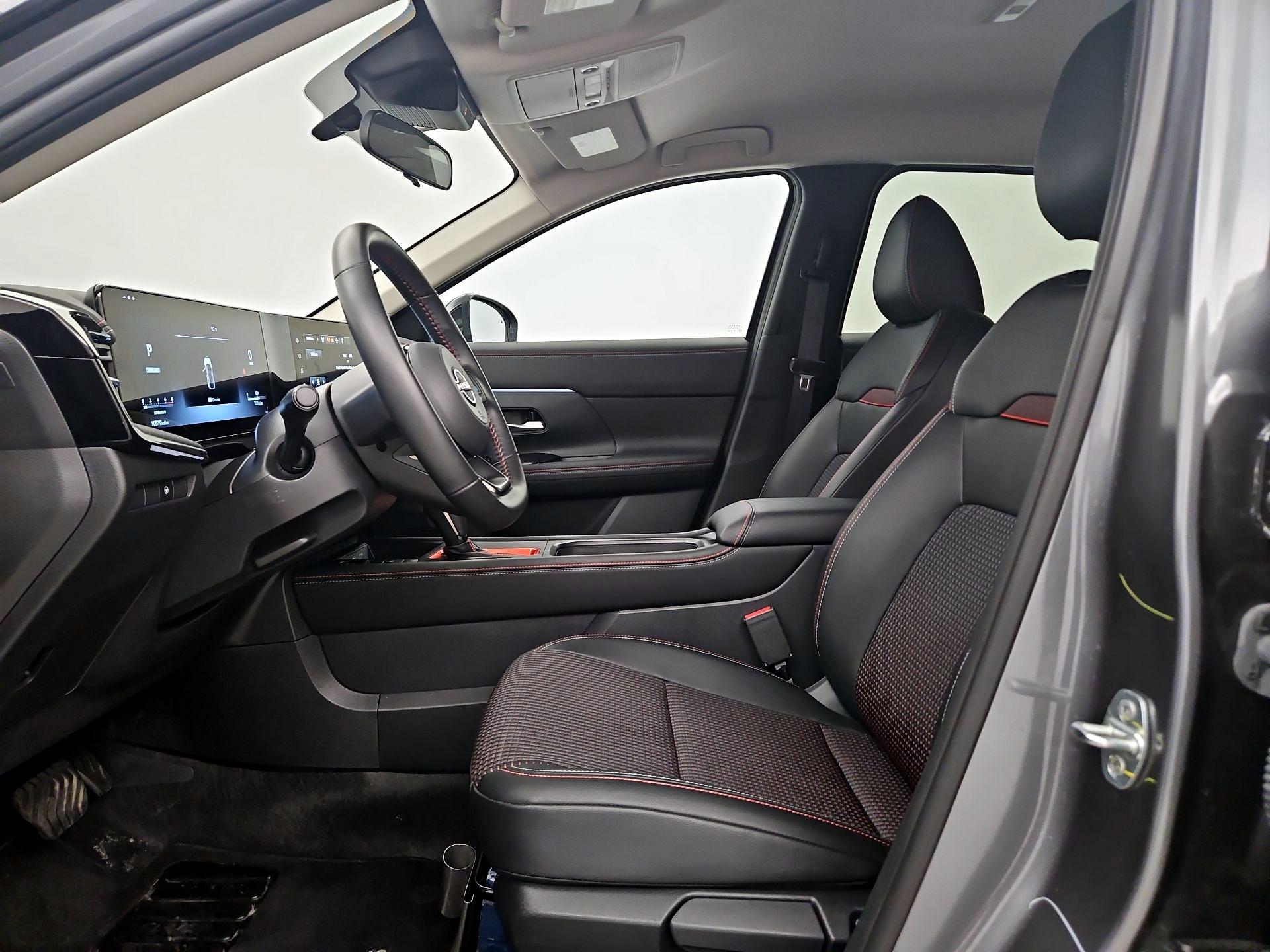 Thumbnail: 2025 Nissan Kicks - 11