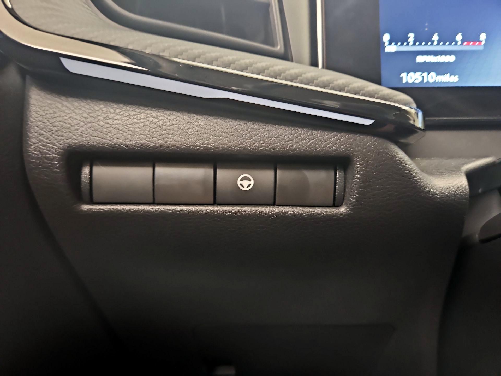 Thumbnail: 2025 Nissan Kicks - 13