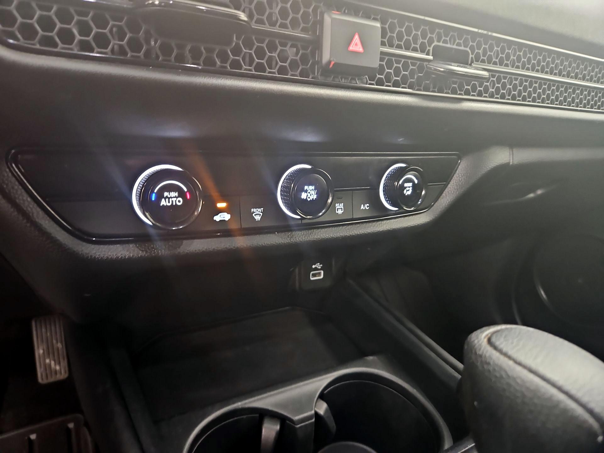 Thumbnail: 2024 Honda HR-V - 16