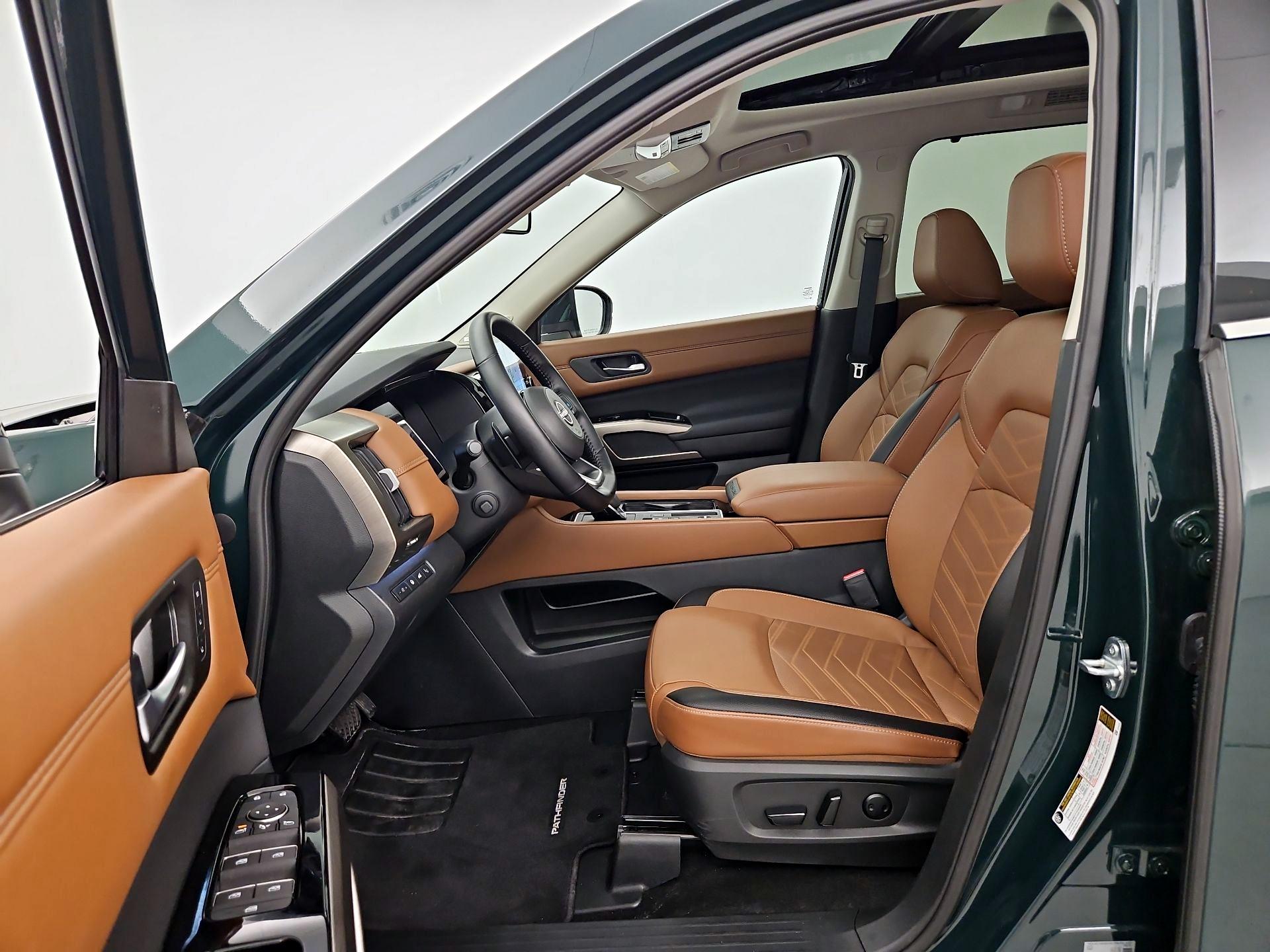 Thumbnail: 2025 Nissan Pathfinder - 11