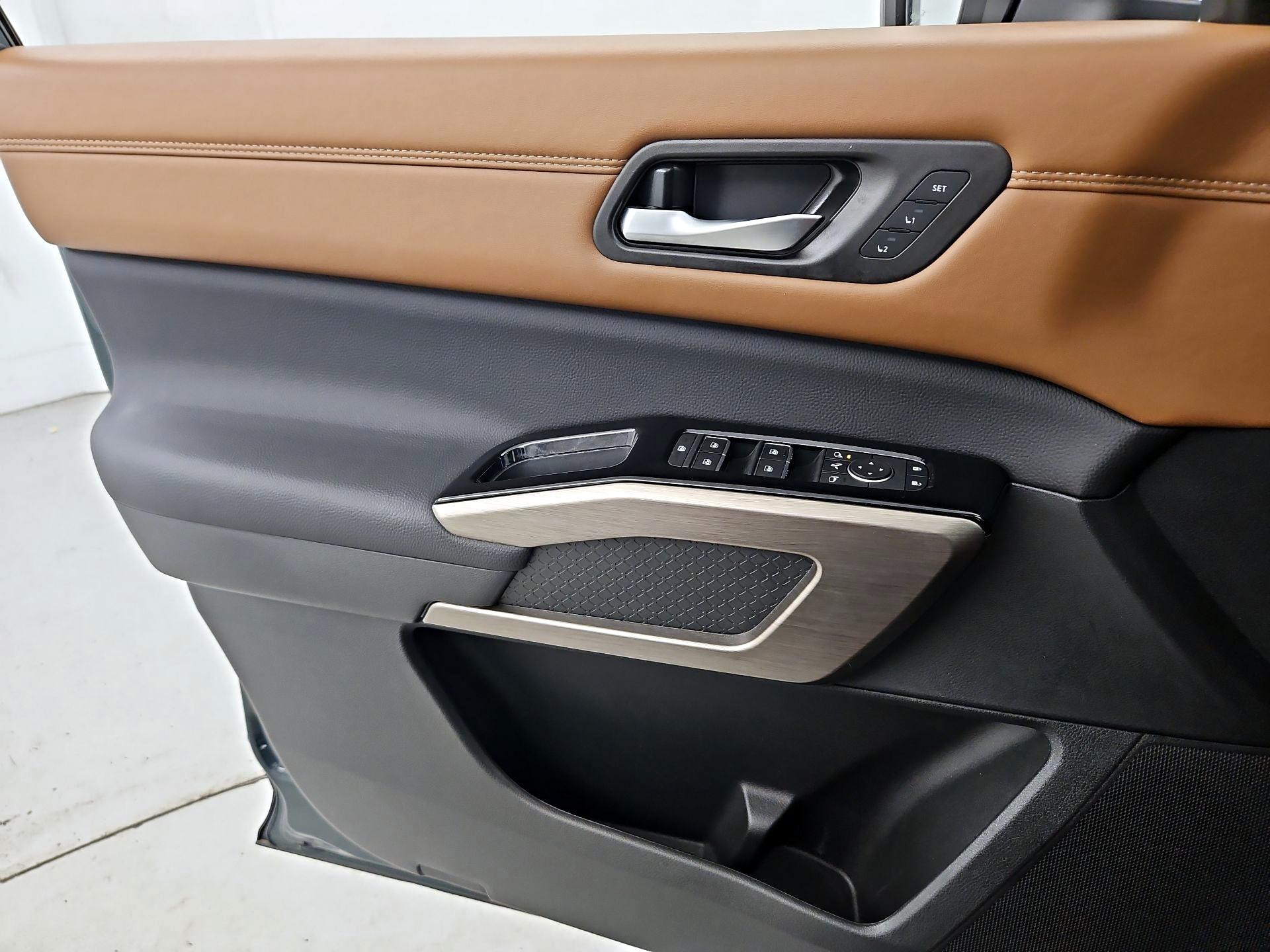 Thumbnail: 2025 Nissan Pathfinder - 12