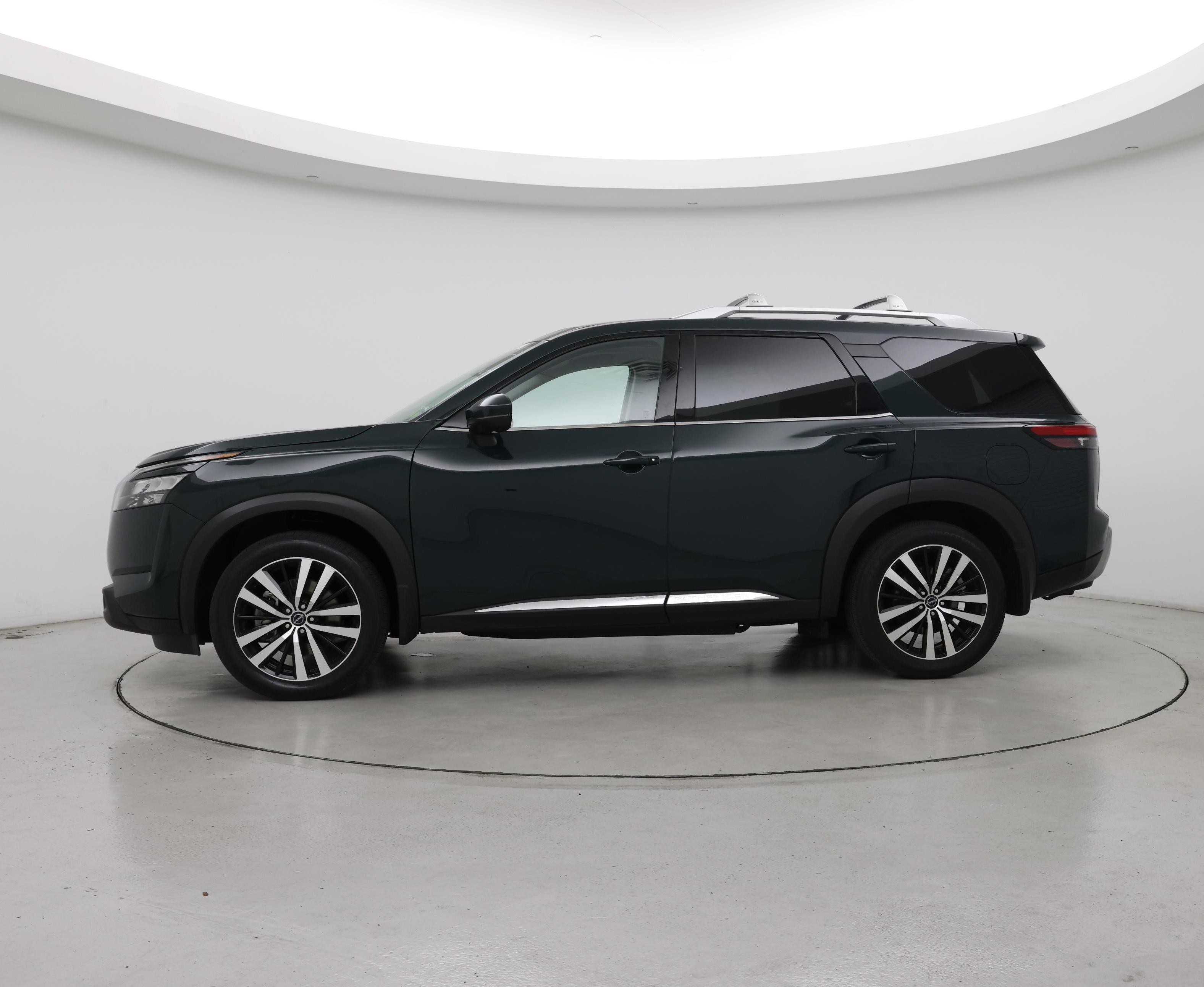 Thumbnail: 2025 Nissan Pathfinder - 3