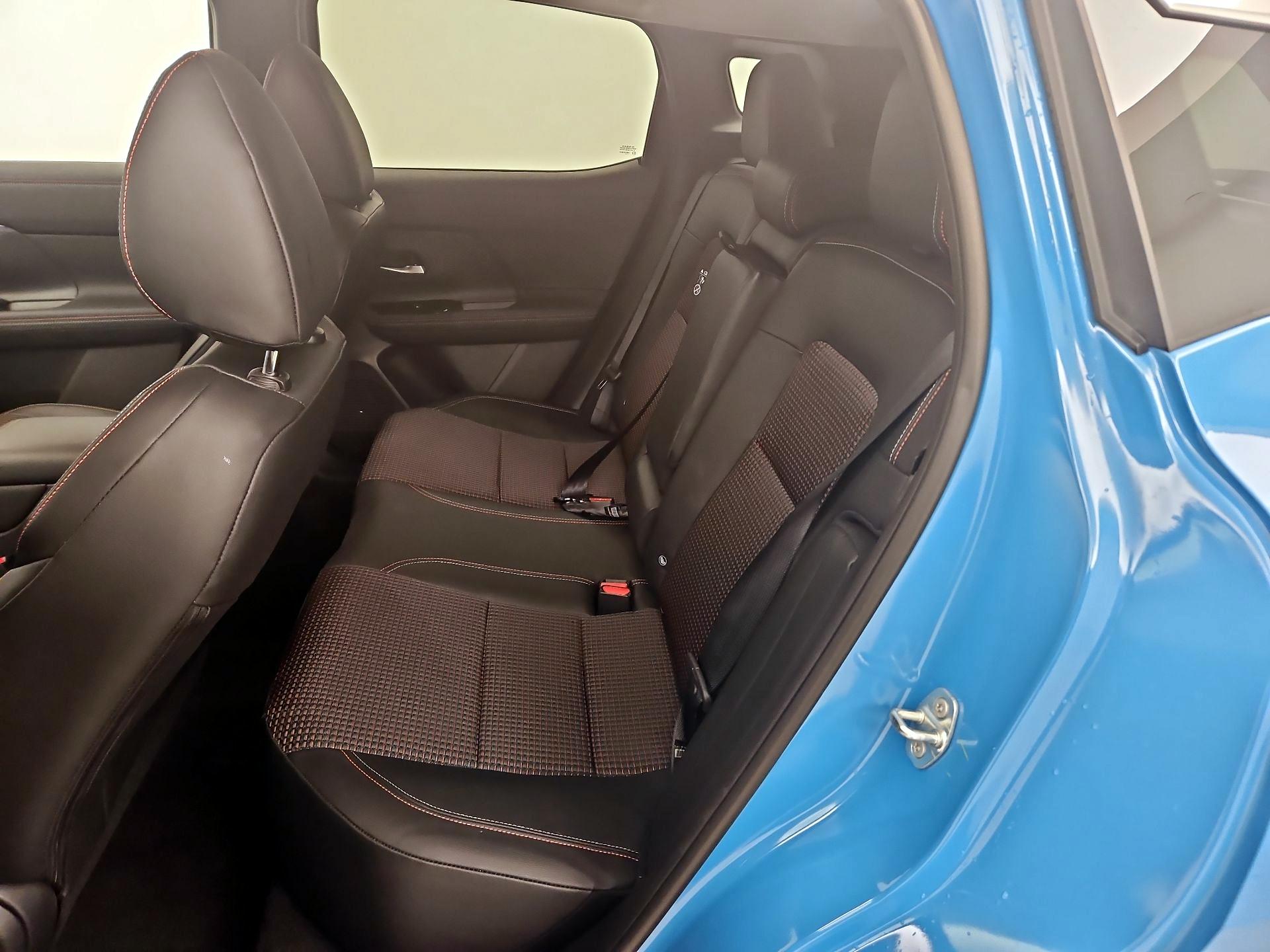 Thumbnail: 2025 Nissan Kicks - 19