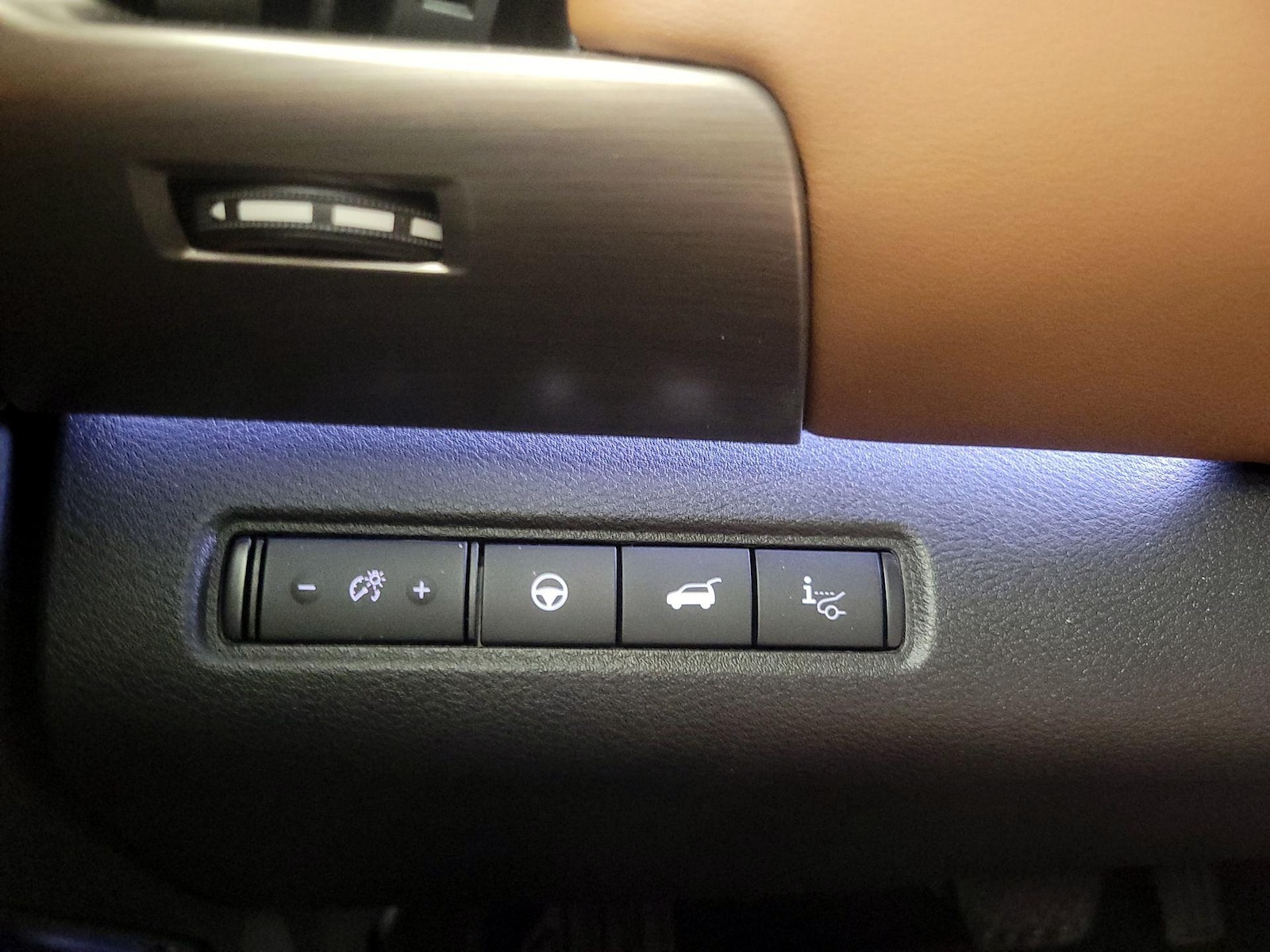 2025 Nissan Pathfinder Platinum - Photo 14