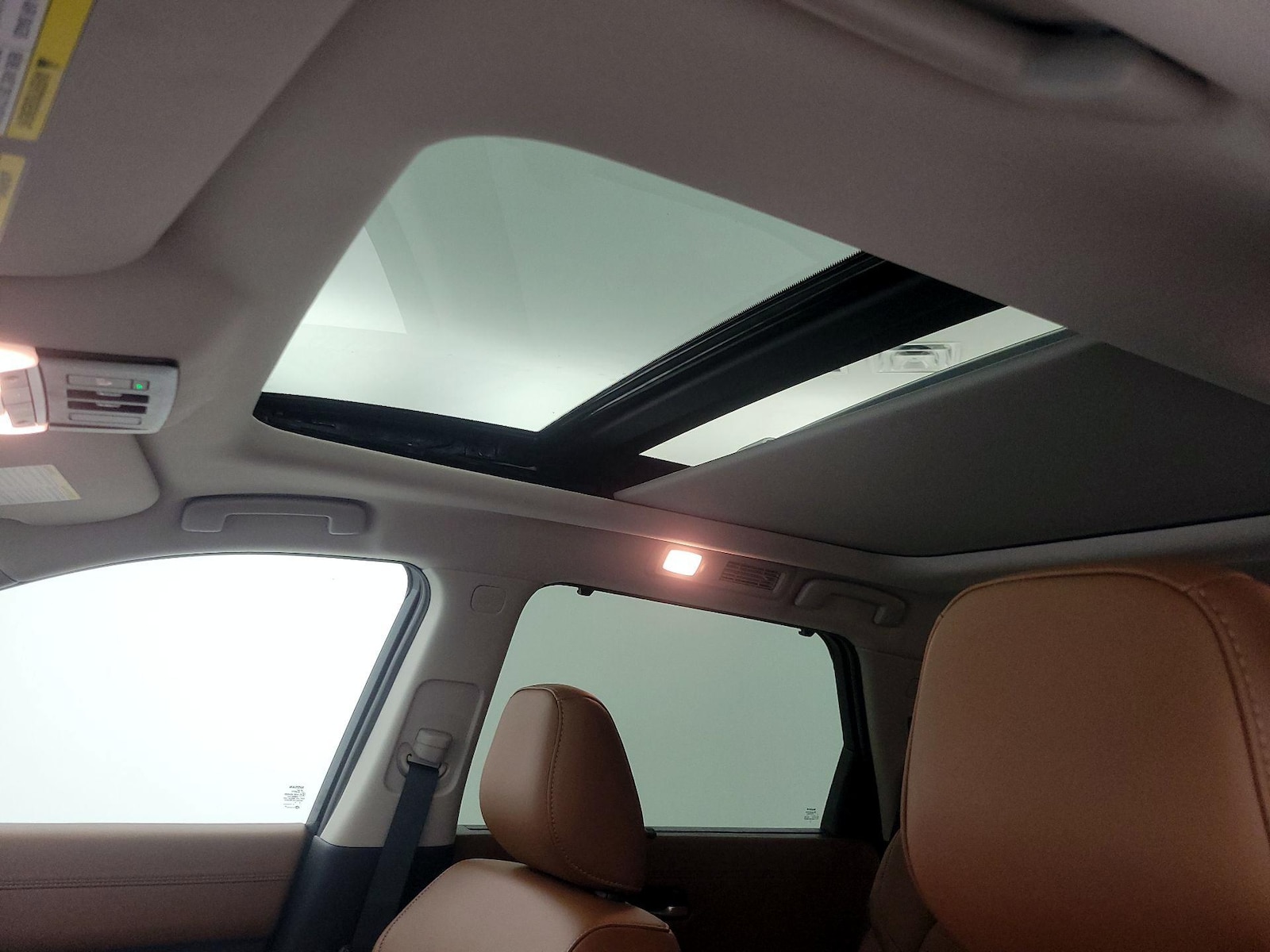 2025 Nissan Pathfinder Platinum - Photo 21