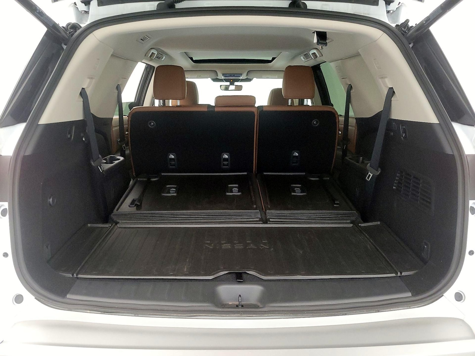 2025 Nissan Pathfinder Platinum - Photo 25