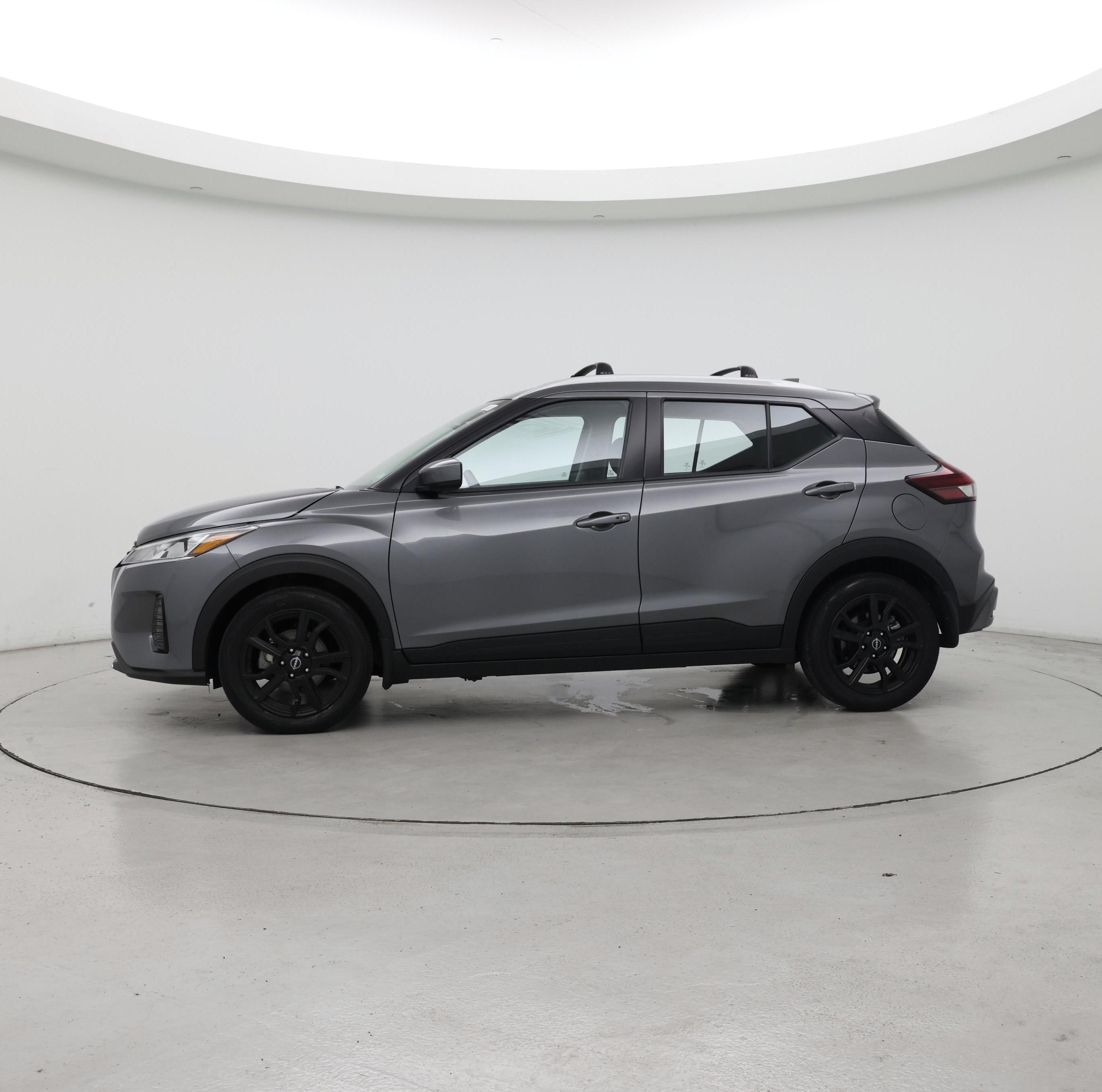 Thumbnail: 2024 Nissan Kicks - 3