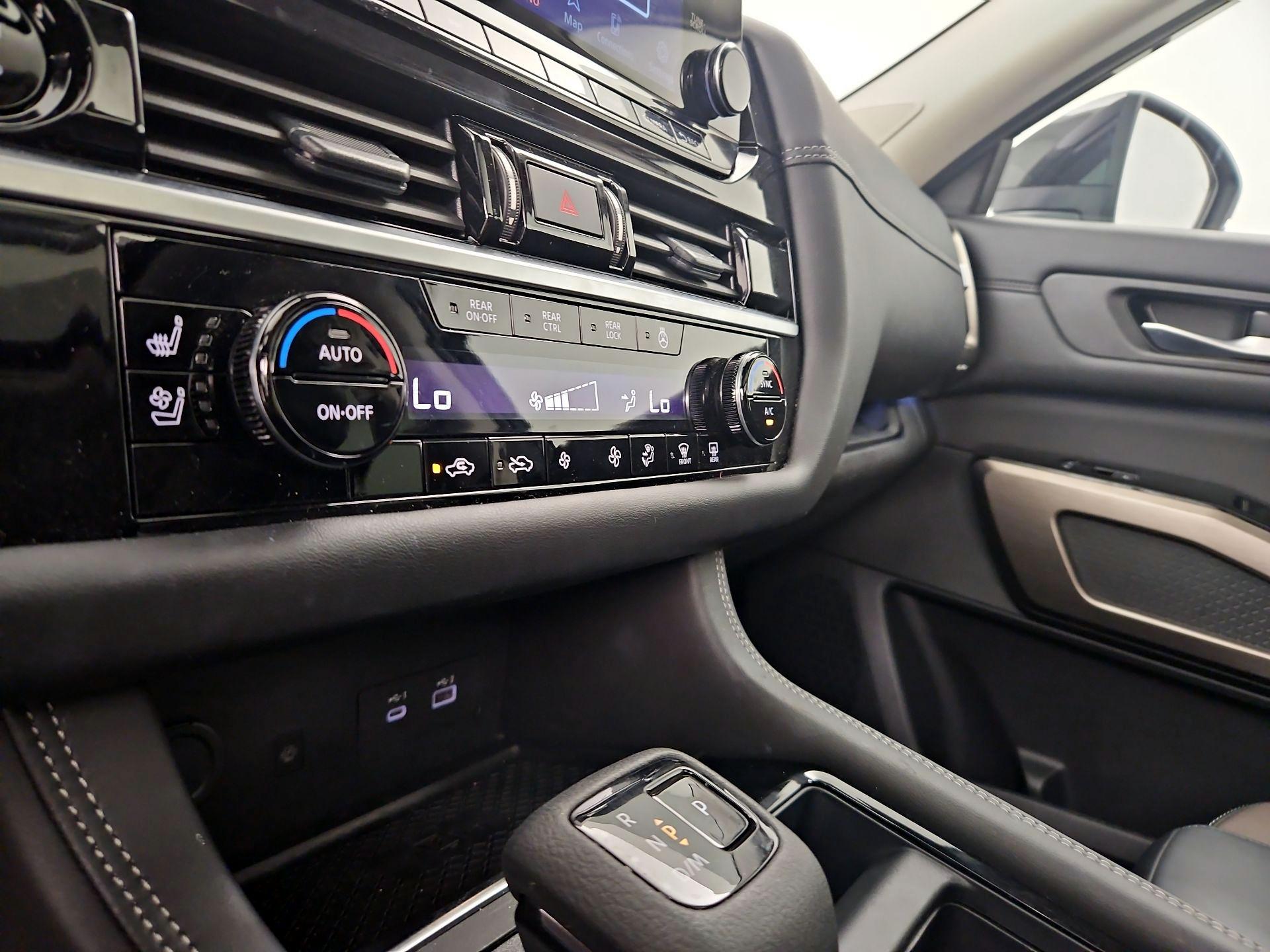 Thumbnail: 2025 Nissan Pathfinder - 16