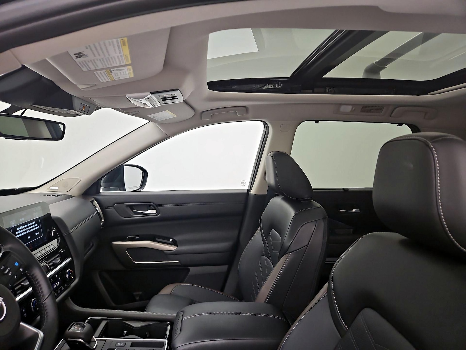 2025 Nissan Pathfinder Platinum - Photo 20