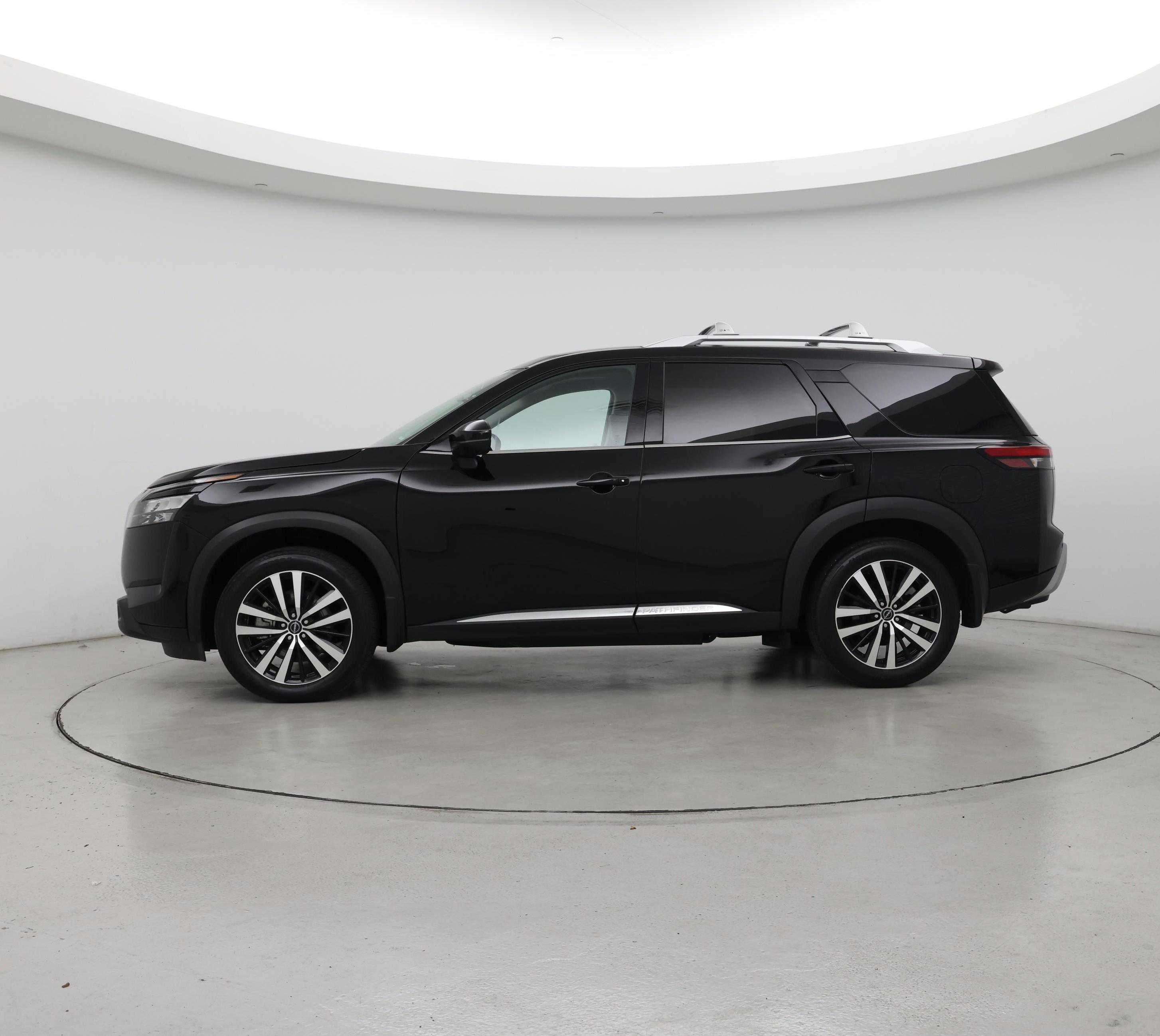Thumbnail: 2025 Nissan Pathfinder - 3