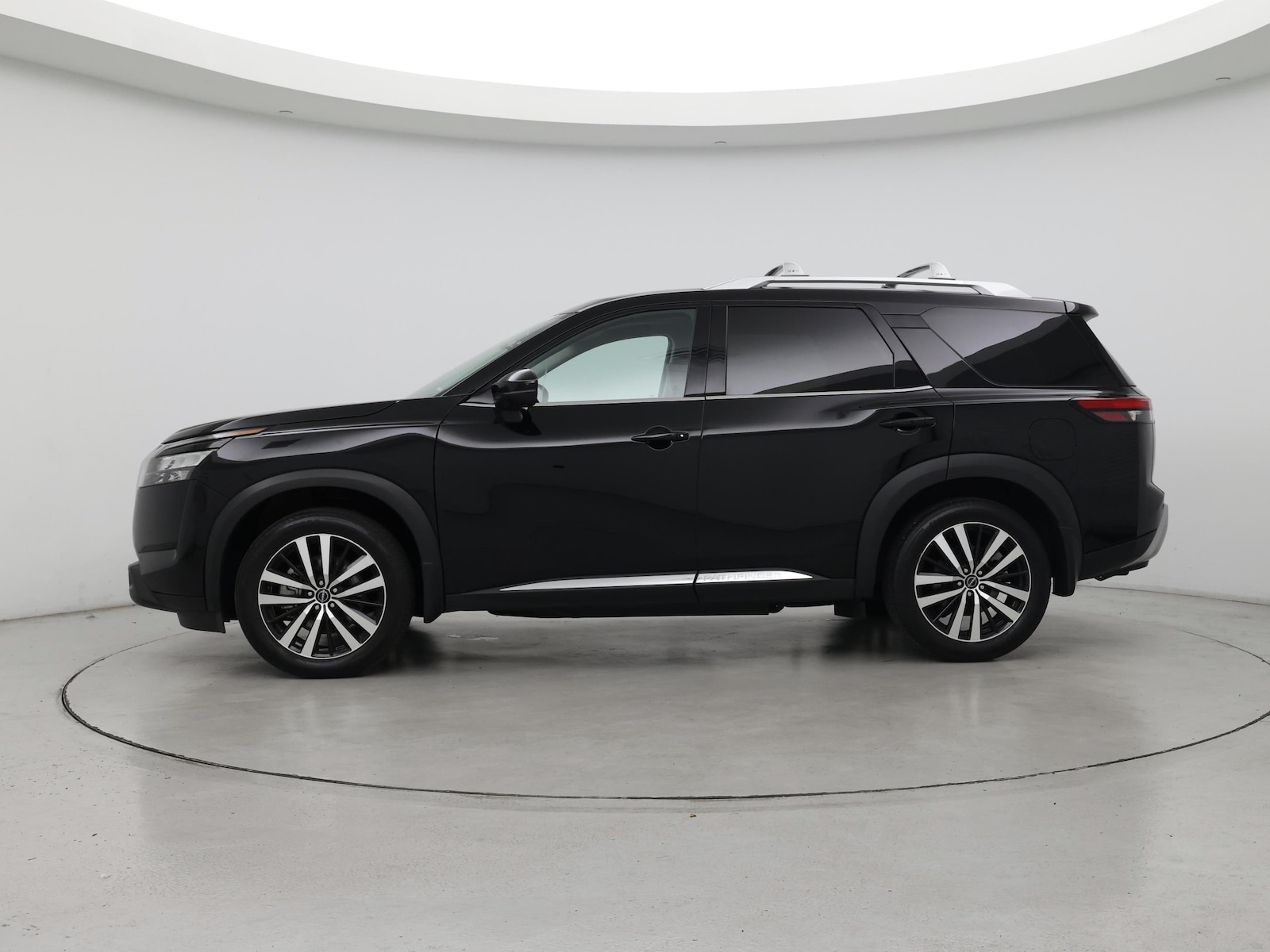 2025 Nissan Pathfinder Platinum - Photo 4