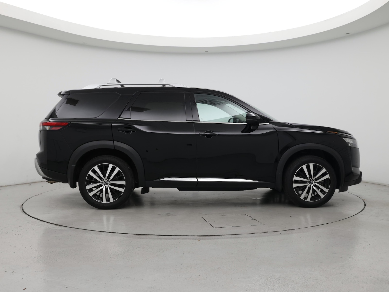 2025 Nissan Pathfinder Platinum - Photo 8