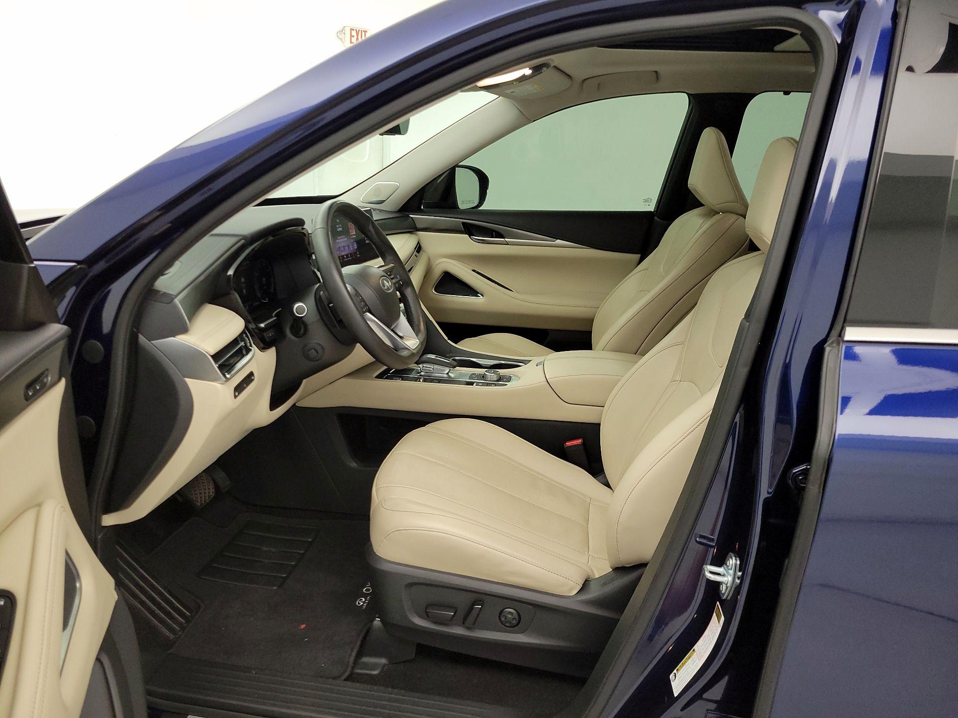 Thumbnail: 2023 INFINITI QX60 - 11
