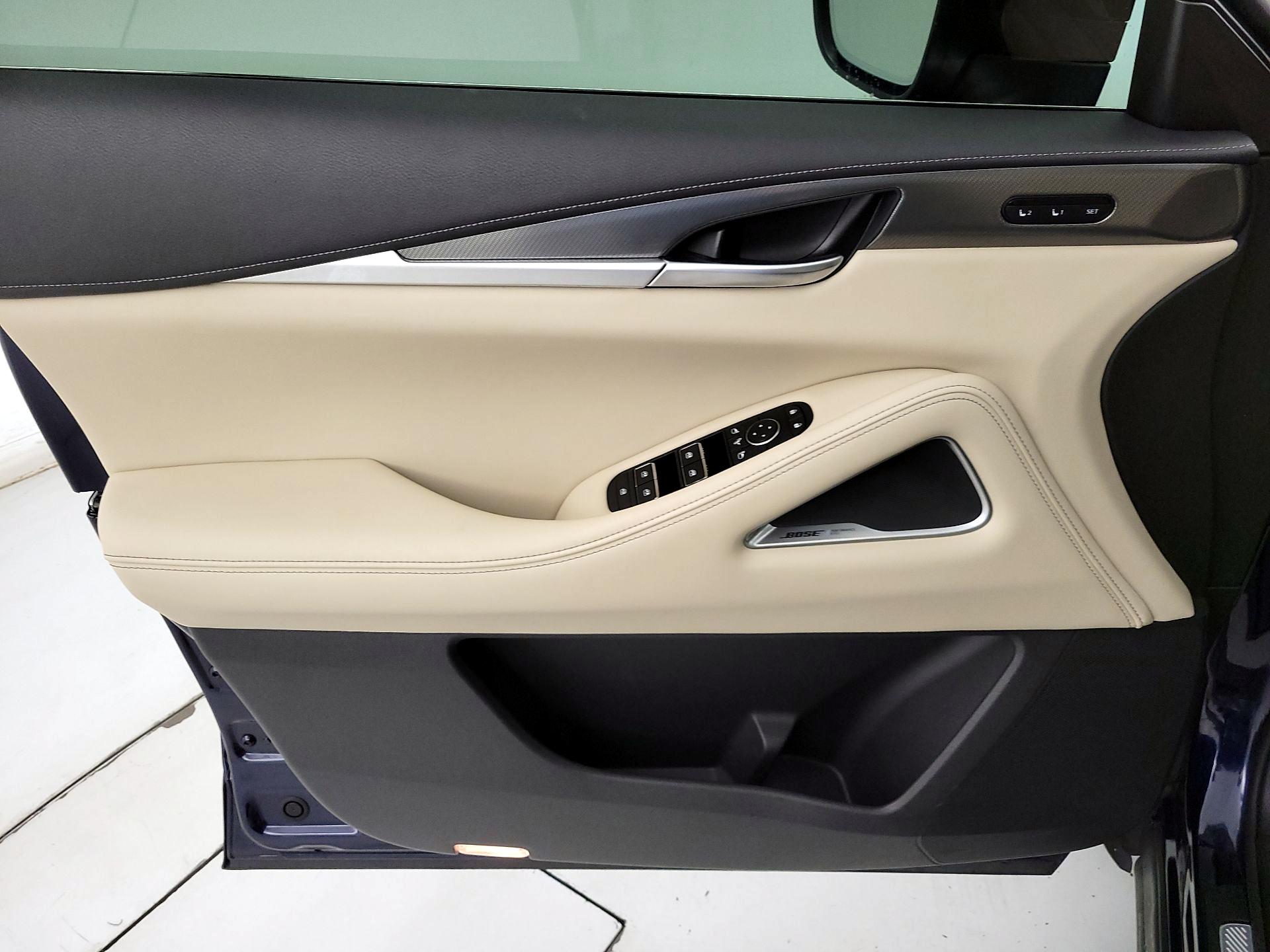Thumbnail: 2023 INFINITI QX60 - 12
