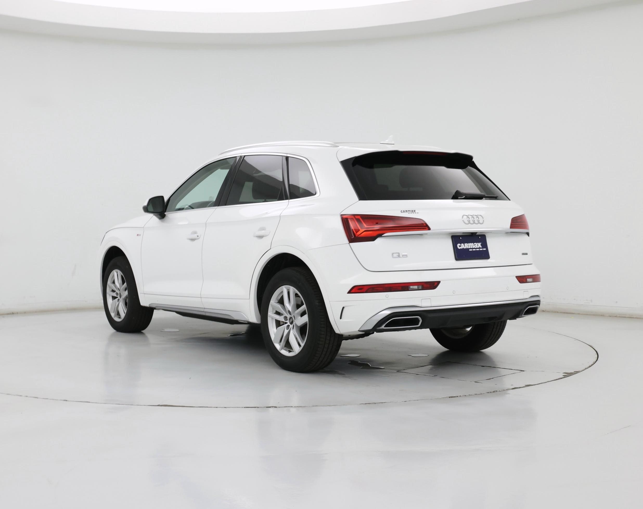 Thumbnail: 2023 Audi Q5 - 2