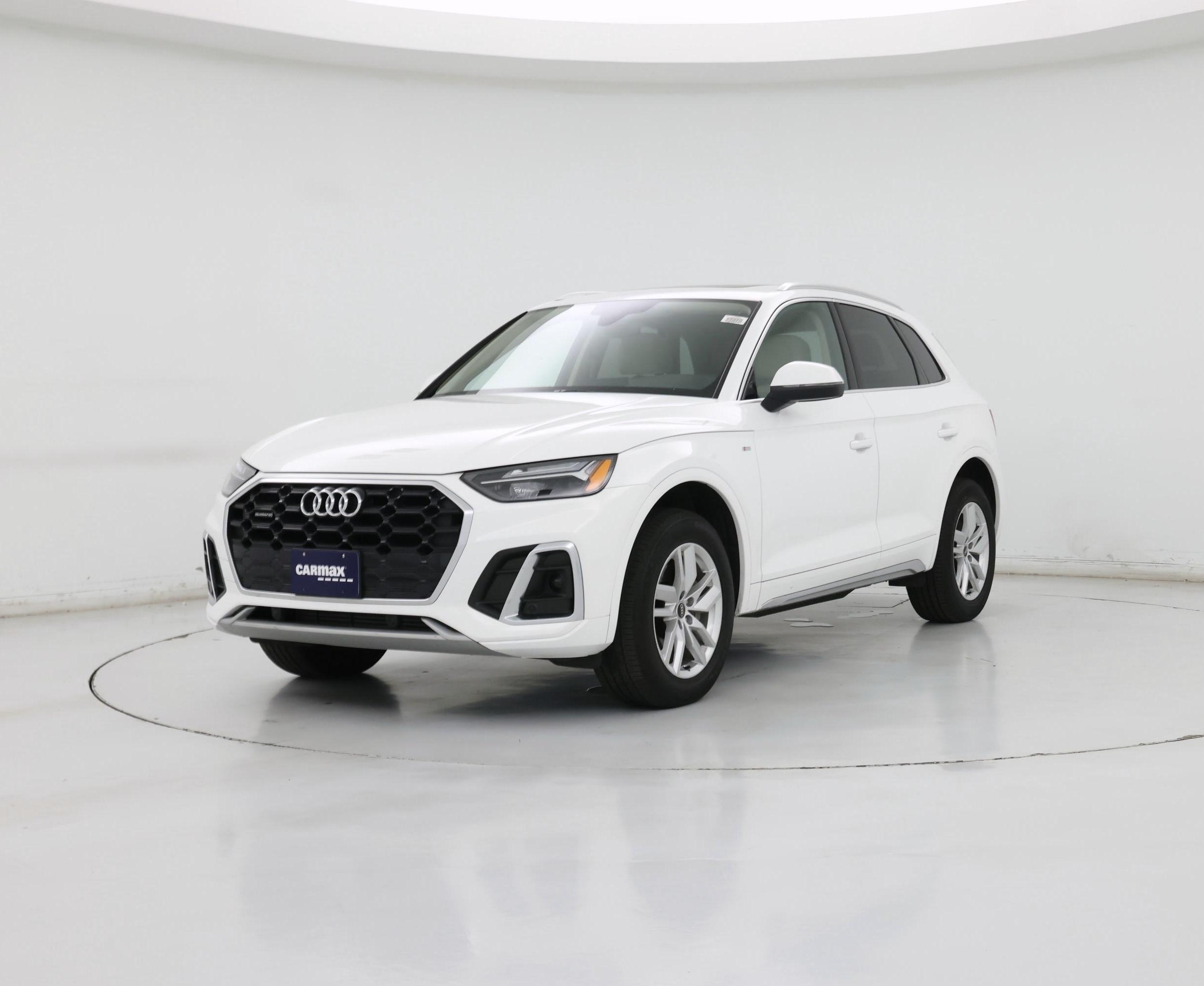 Thumbnail: 2023 Audi Q5 - 4