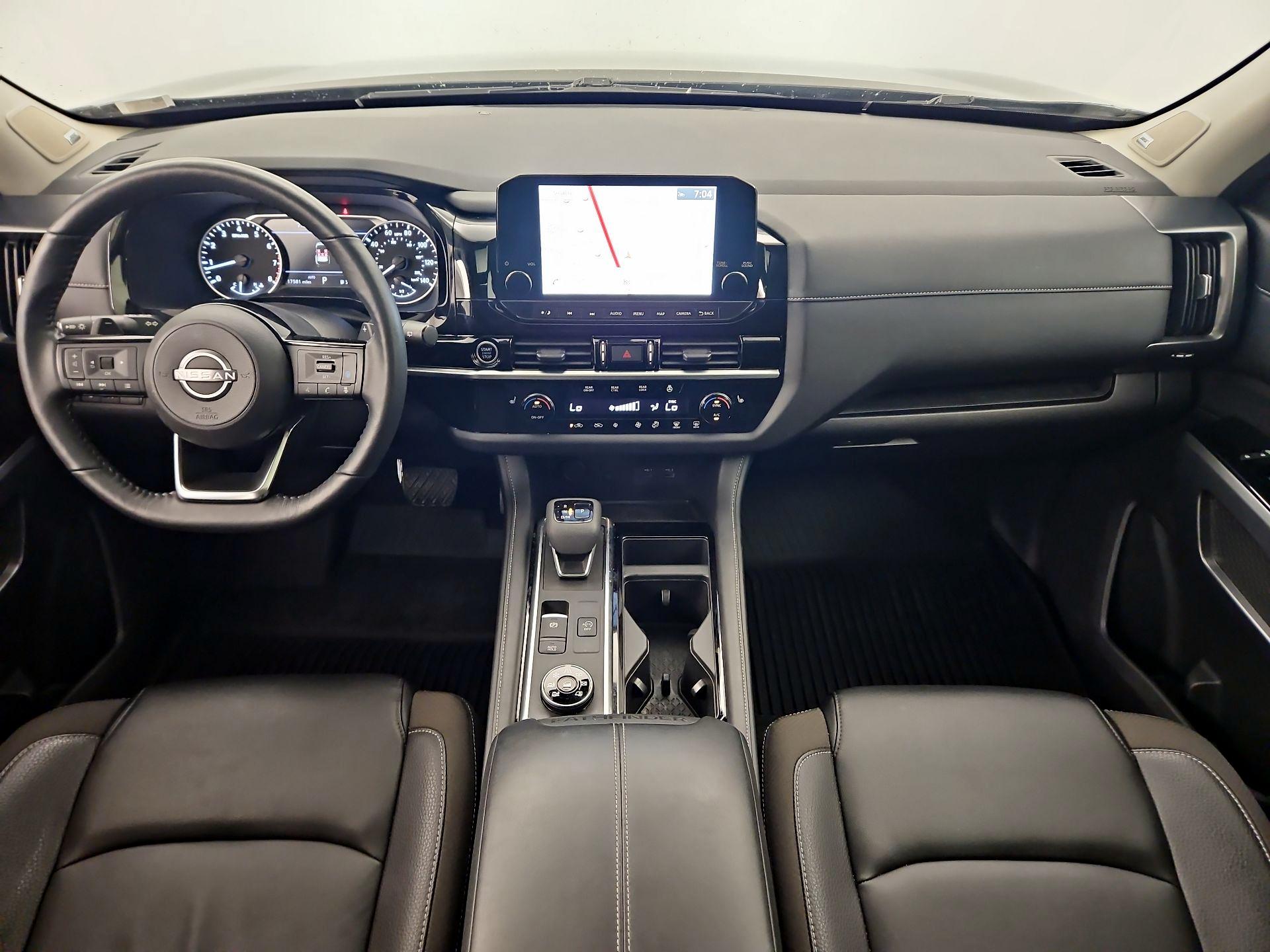 Thumbnail: 2023 Nissan Pathfinder - 9