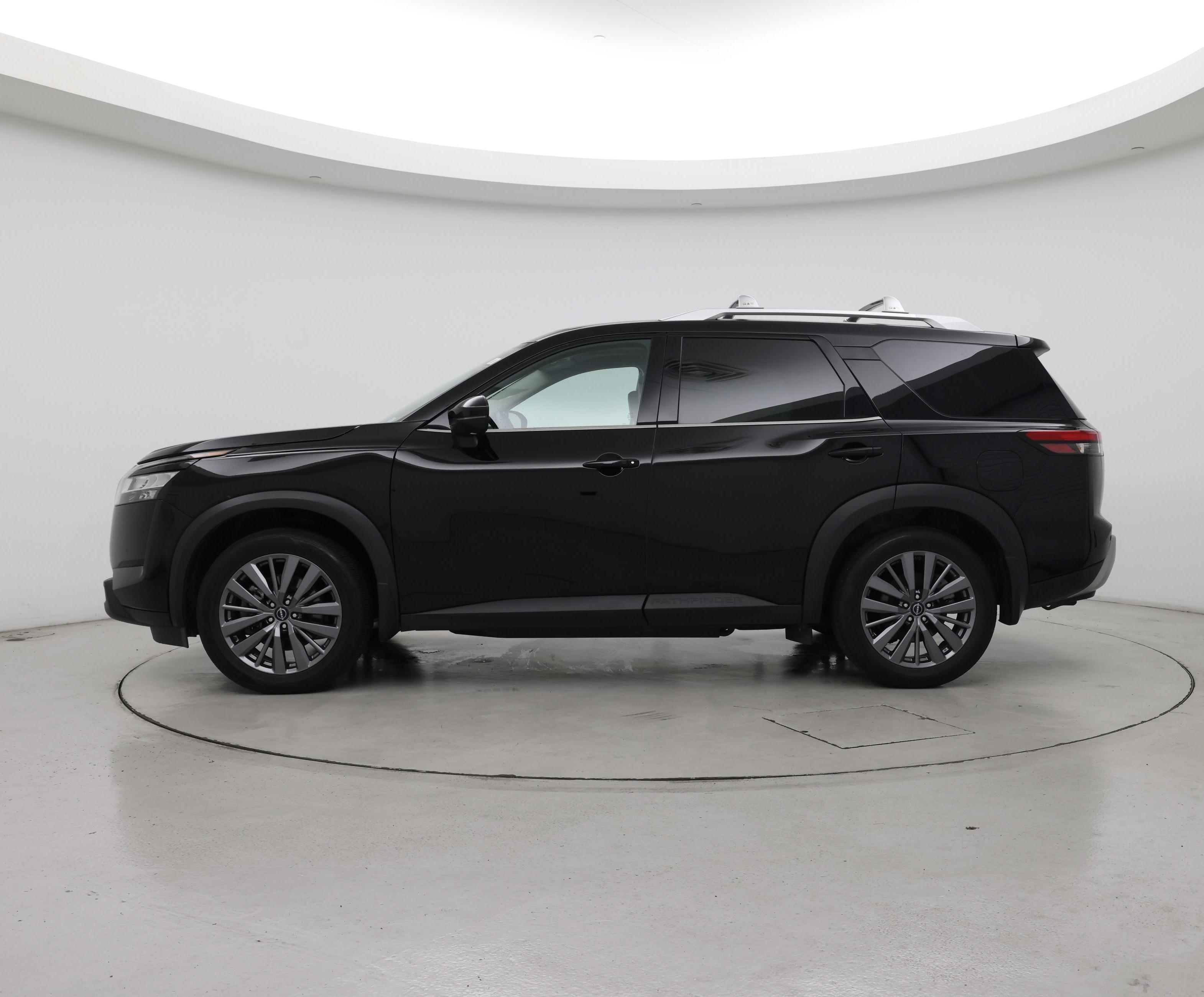 Thumbnail: 2023 Nissan Pathfinder - 3
