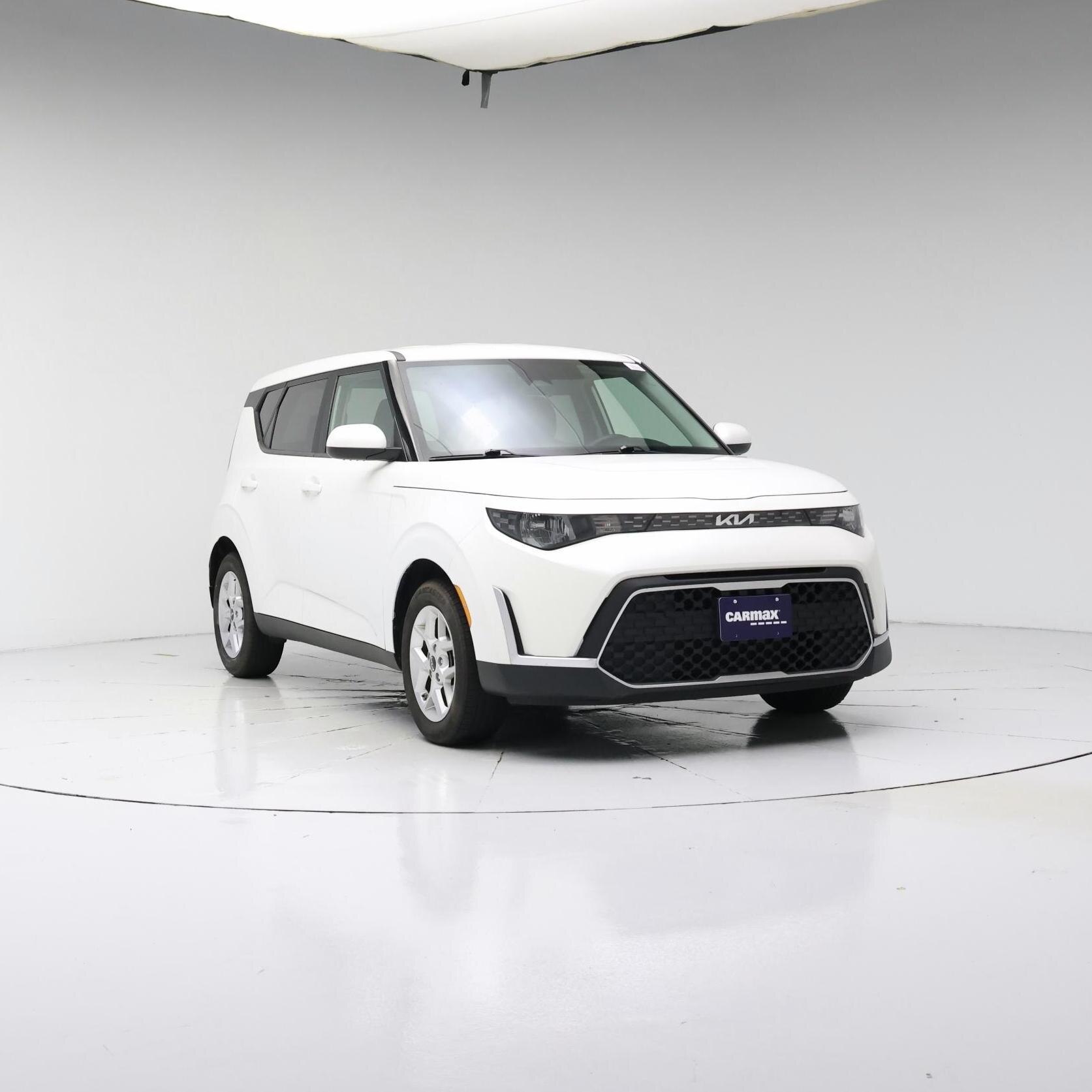 White 2023 Kia Soul SUV / Crossover Front-Wheel Drive Automatic