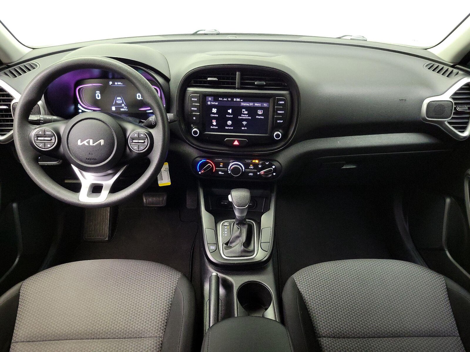 2023 Kia Soul LX - Photo 10