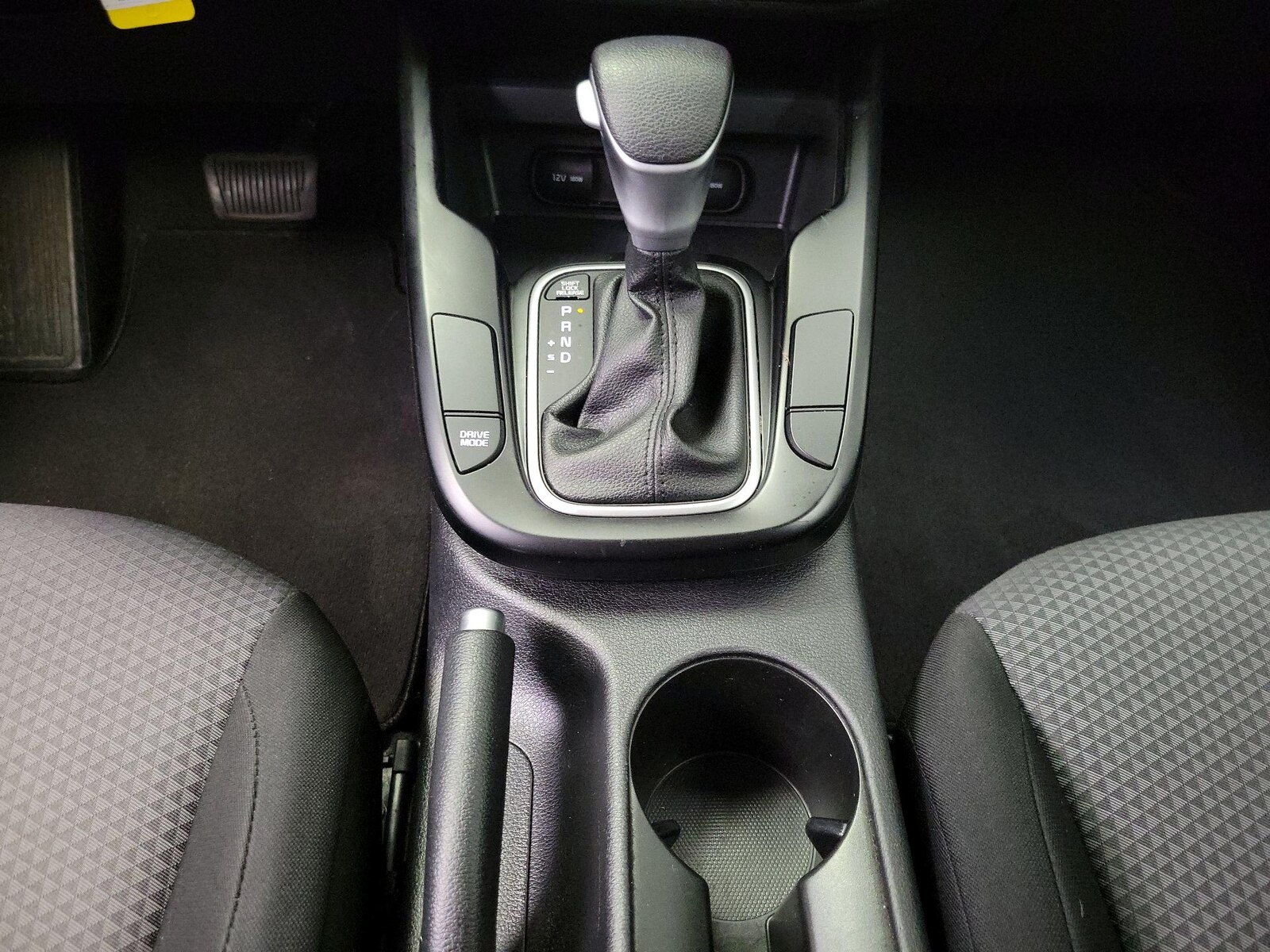 2023 Kia Soul LX - Photo 18