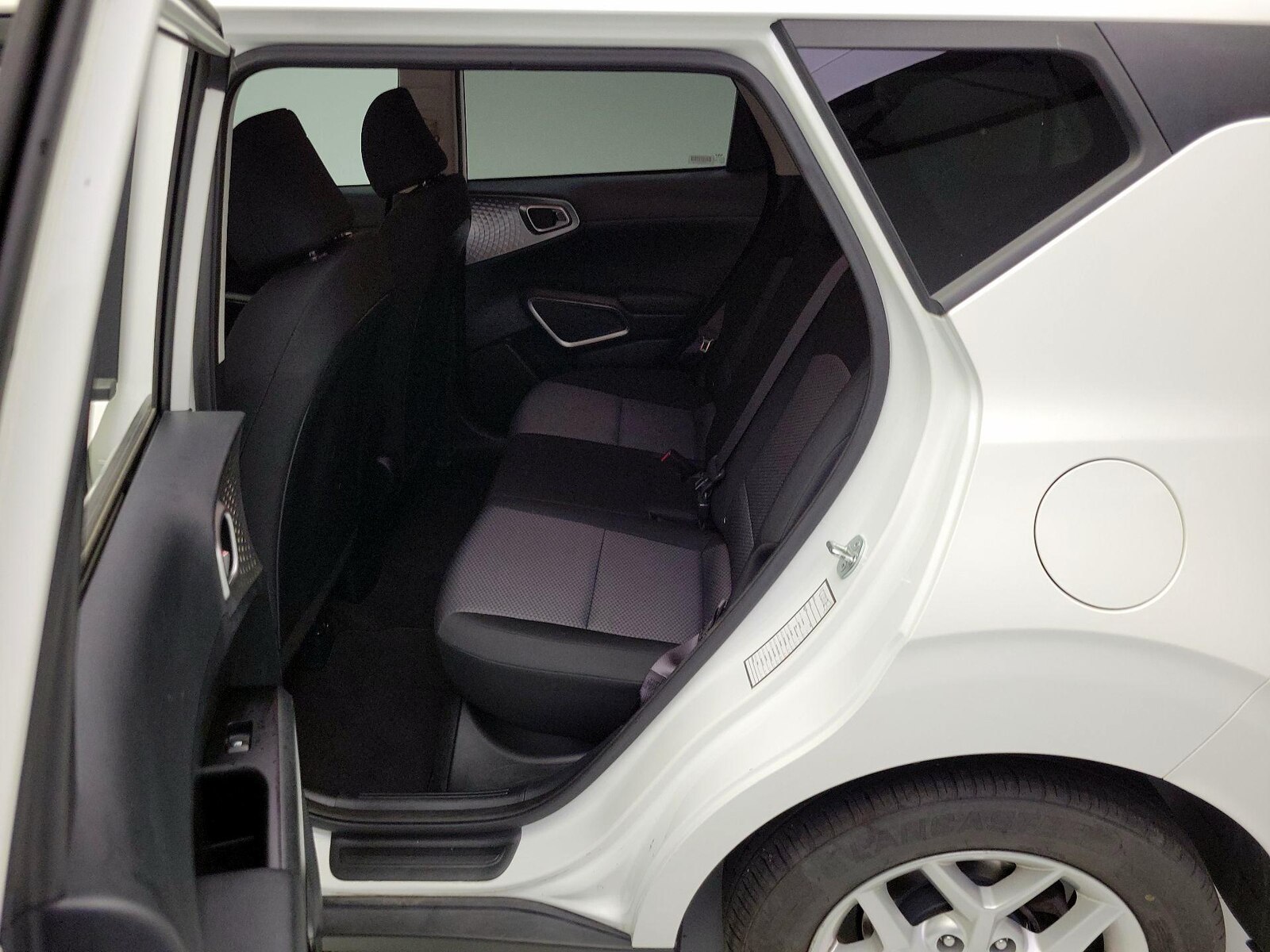 2023 Kia Soul LX - Photo 20