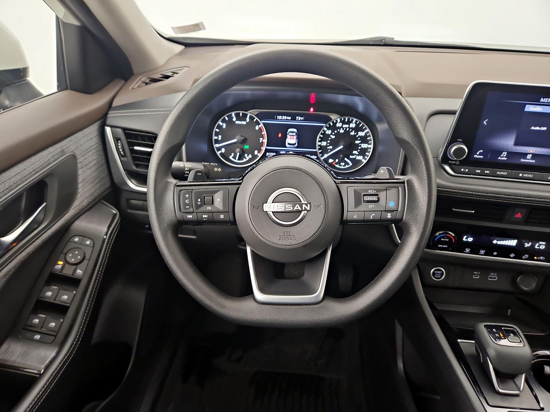Thumbnail: 2023 Nissan Rogue - 10