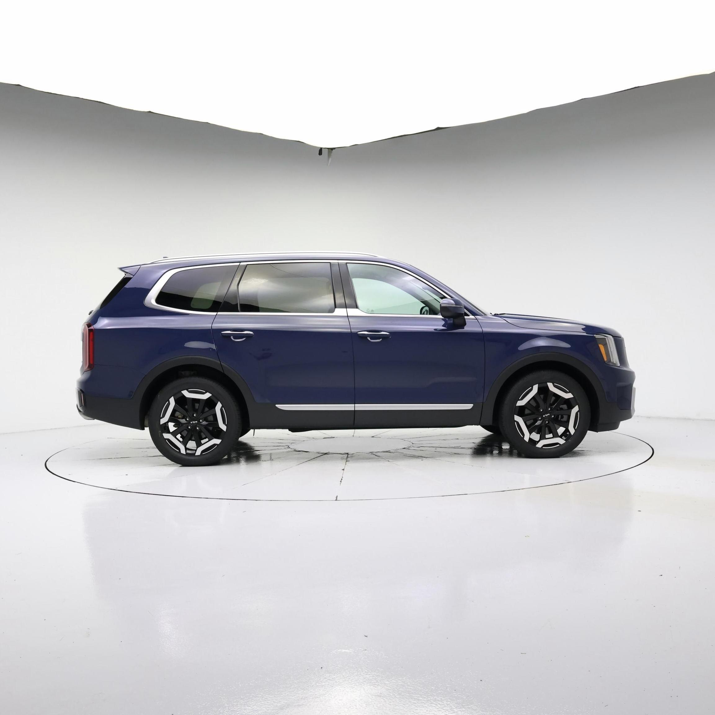 Thumbnail: 2023 Kia Telluride - 7