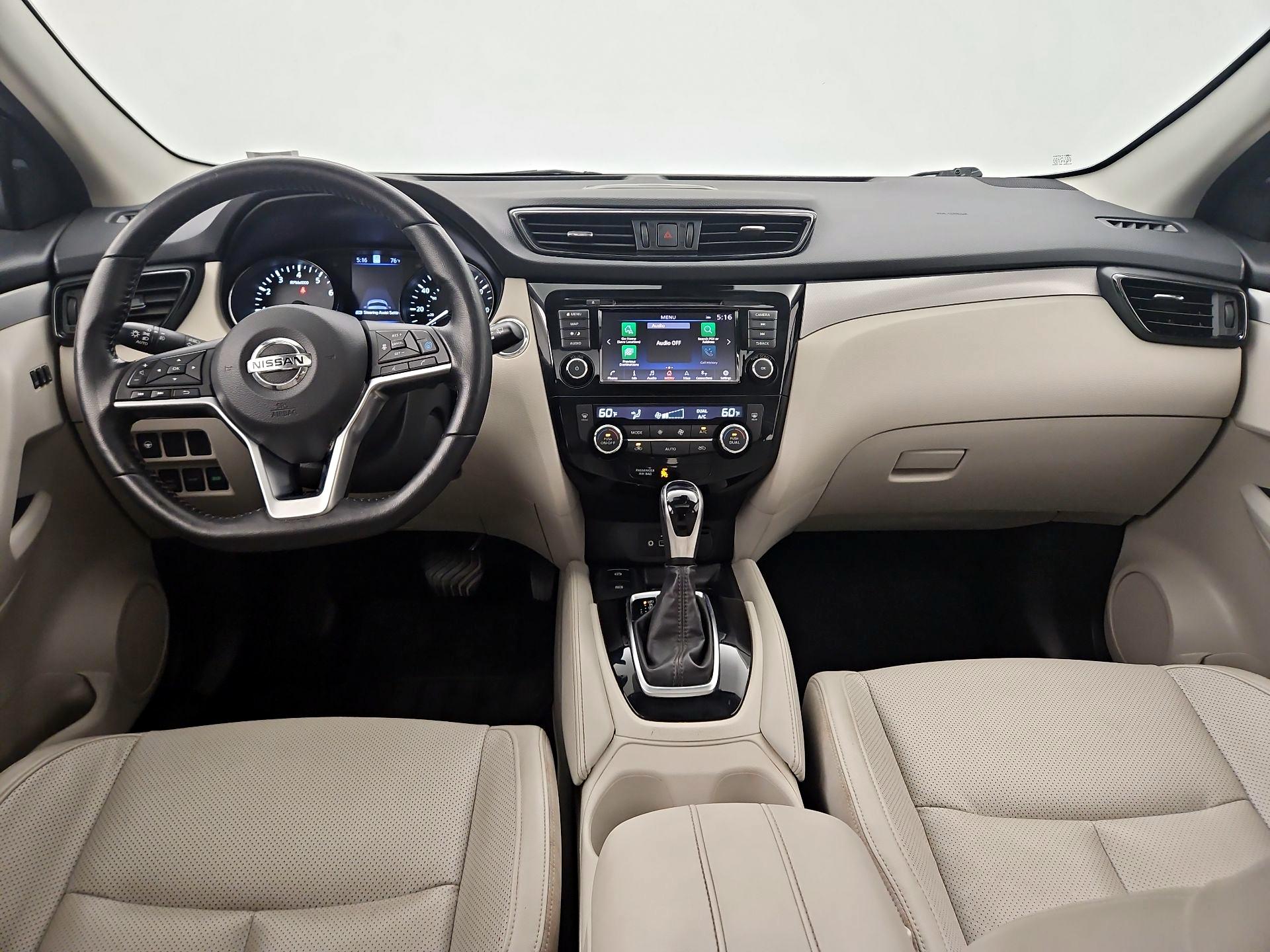 Thumbnail: 2020 Nissan Rogue Sport - 9