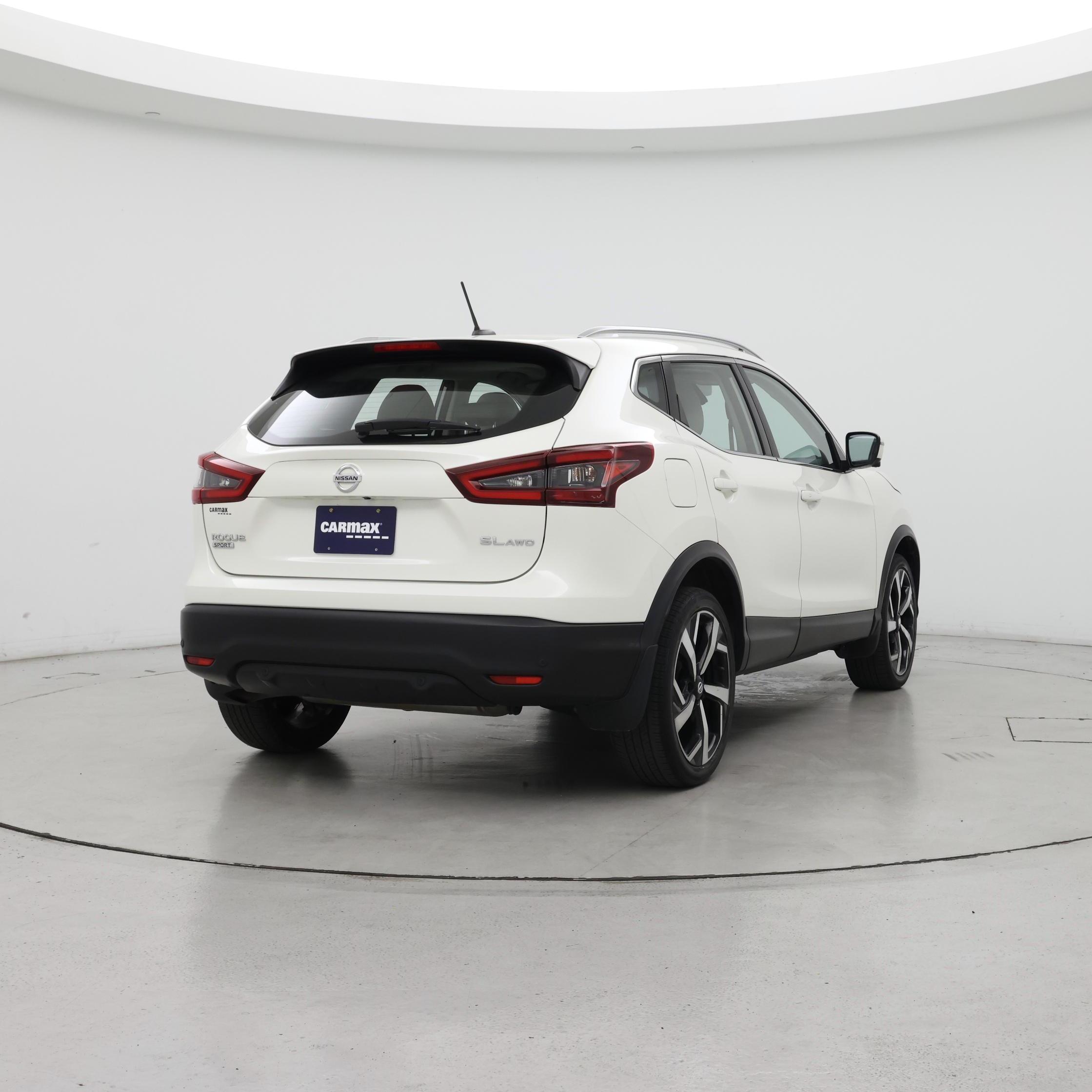 Thumbnail: 2020 Nissan Rogue Sport - 8
